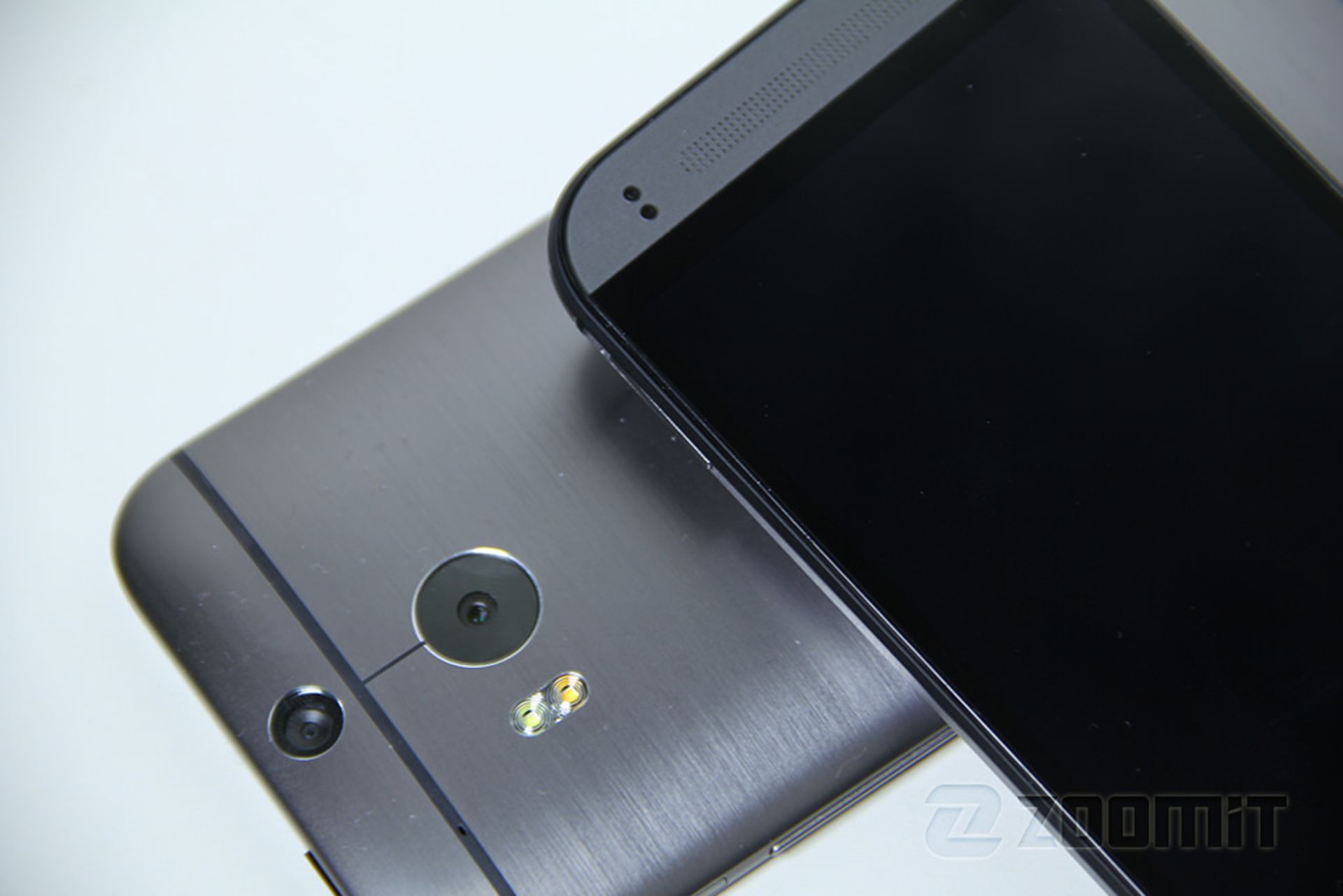 بررسی تلفن One M8 mini اچ‌تی‌سی