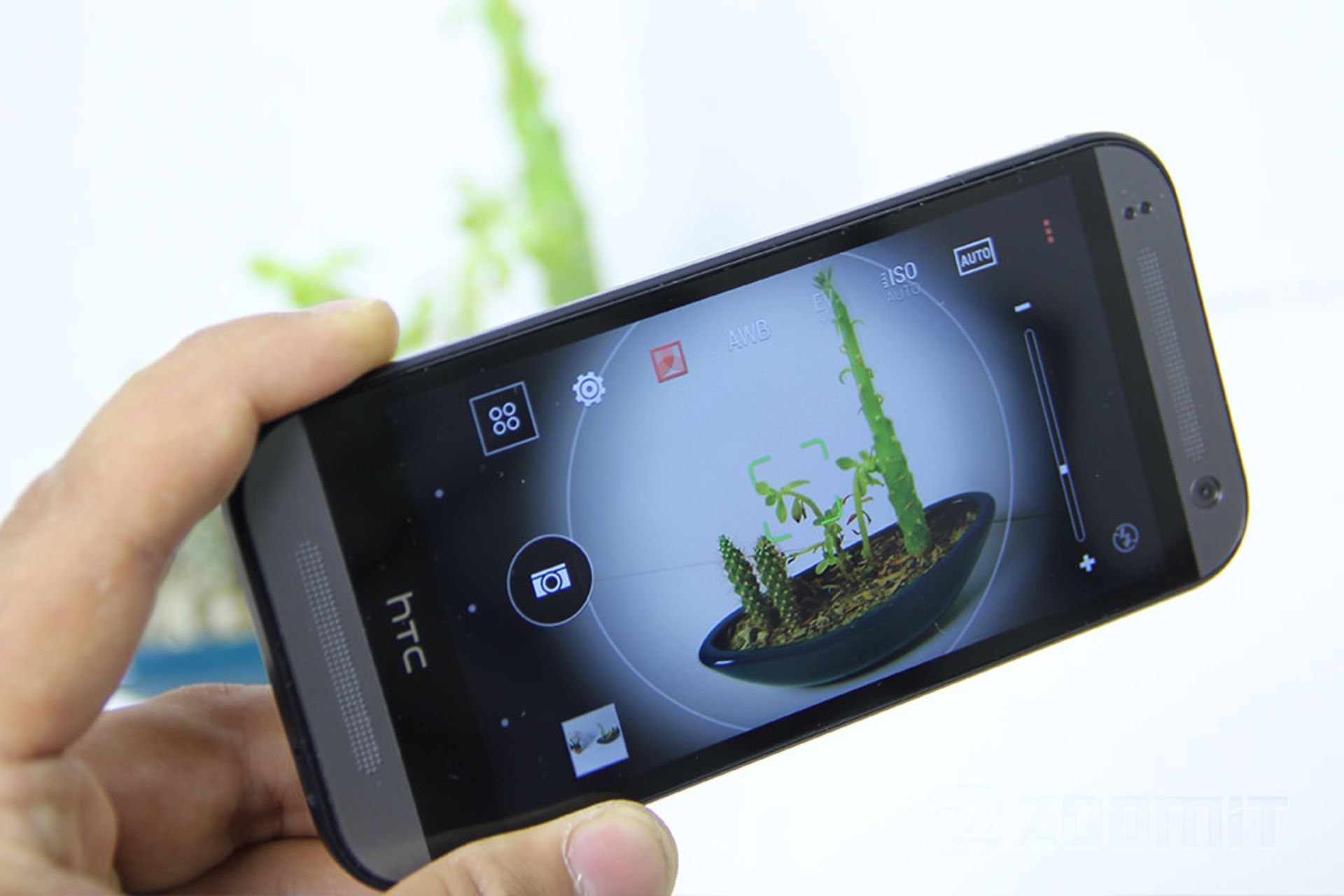 بررسی تلفن One M8 mini اچ‌تی‌سی