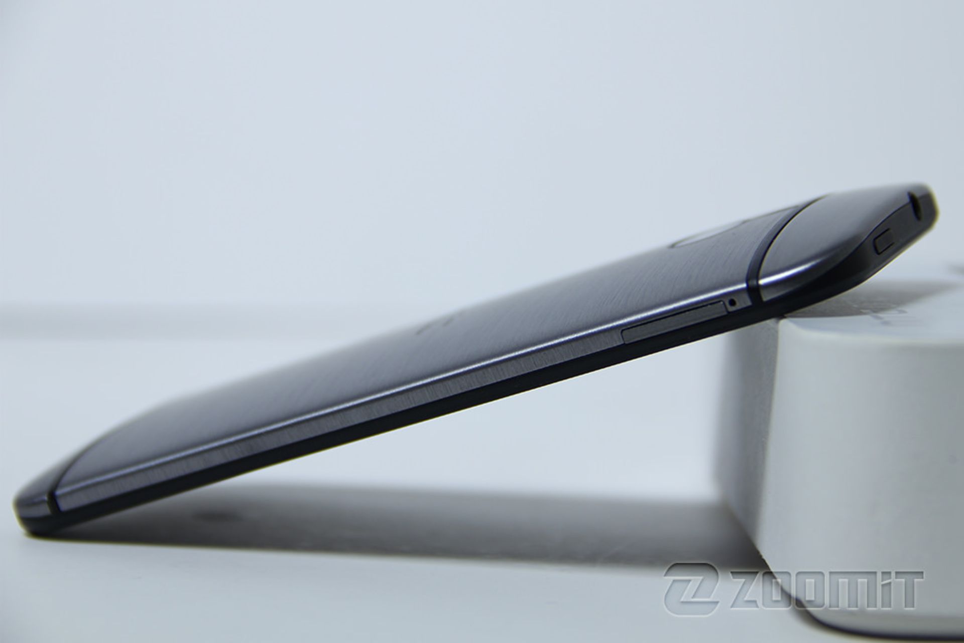 بررسی تلفن One M8 mini اچ‌تی‌سی