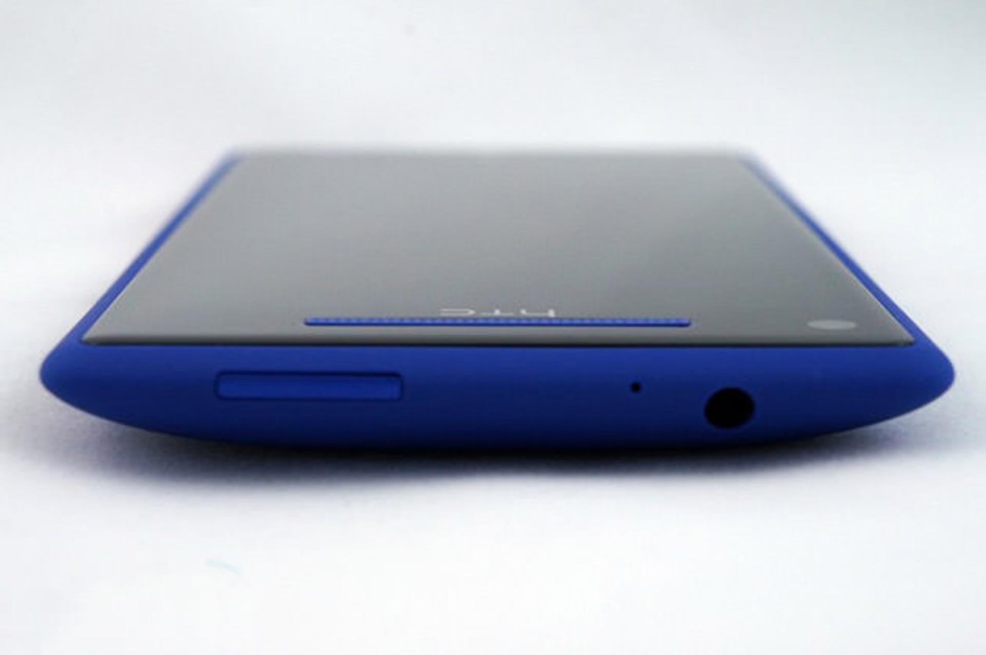 بررسی تلفن هوشمند Xperia M2 Aqua سونی