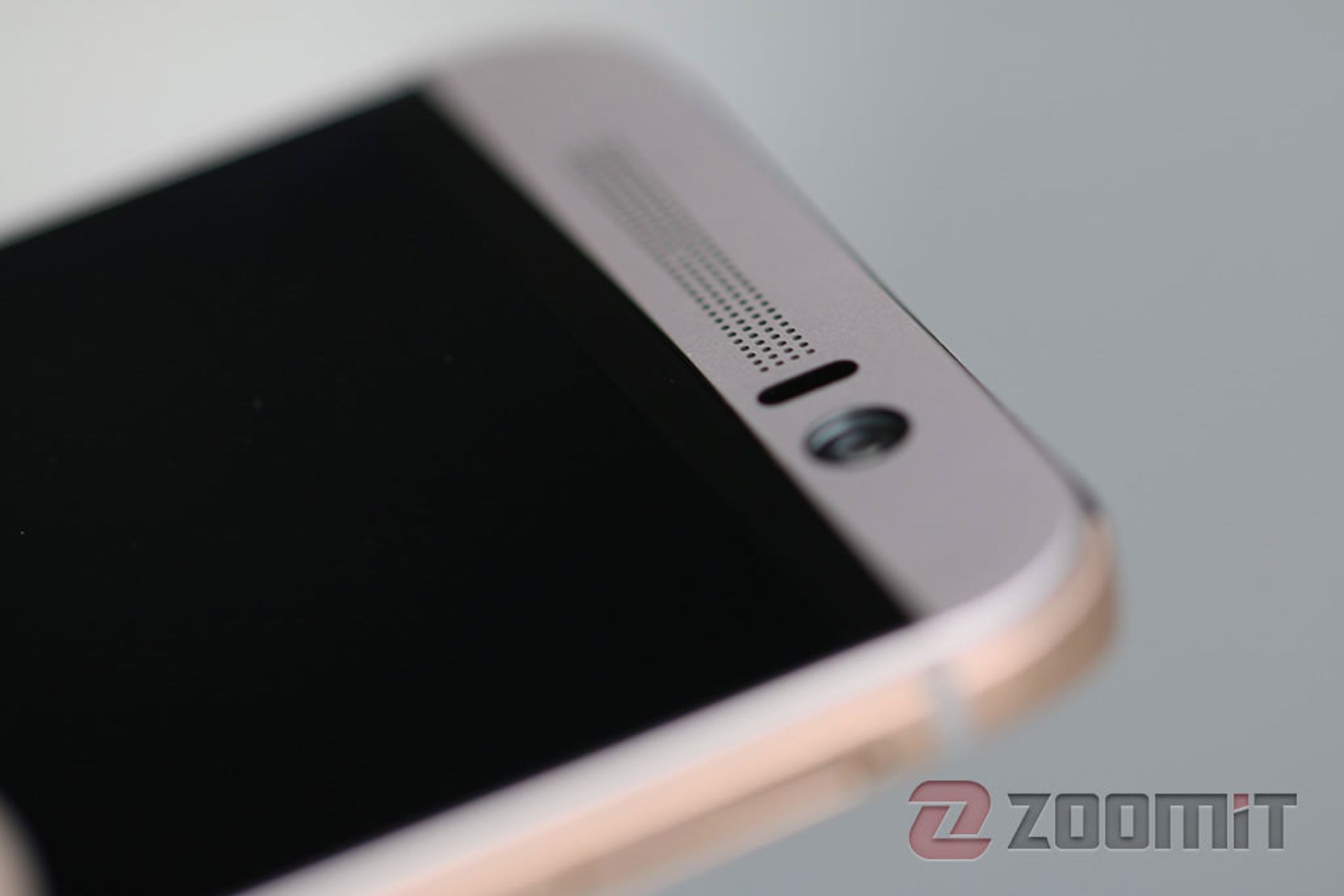 بررسی فبلت HTC Desire 816