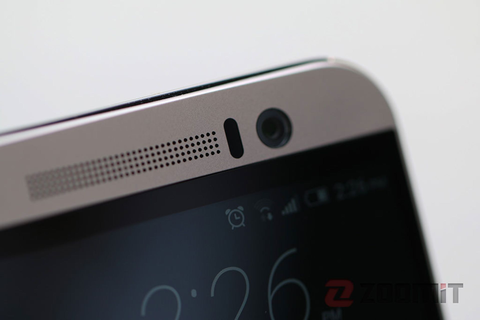 بررسی وان ام 9 (One M9) اچ تی سی