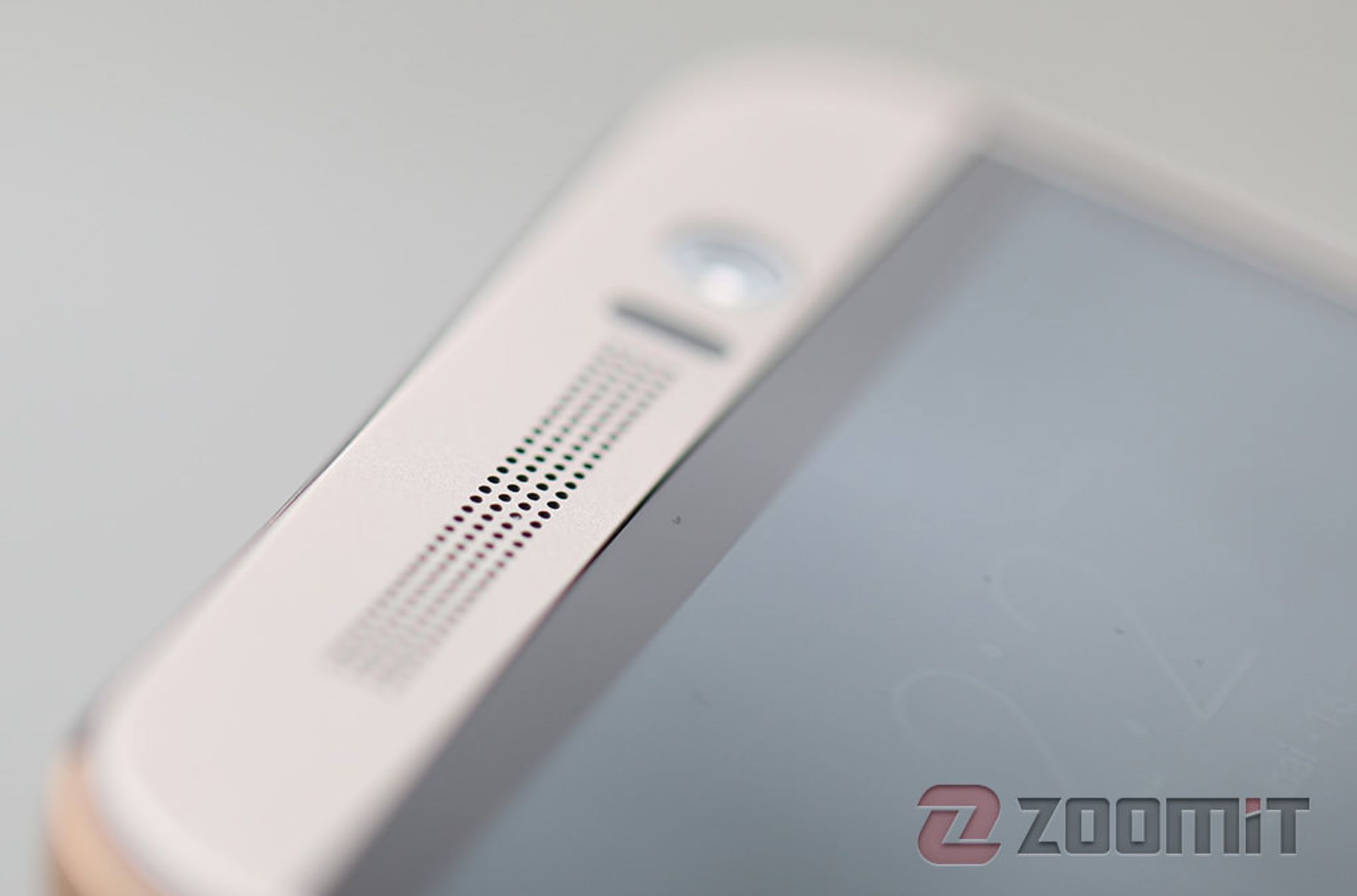 بررسی وان ام 9 (One M9) اچ تی سی