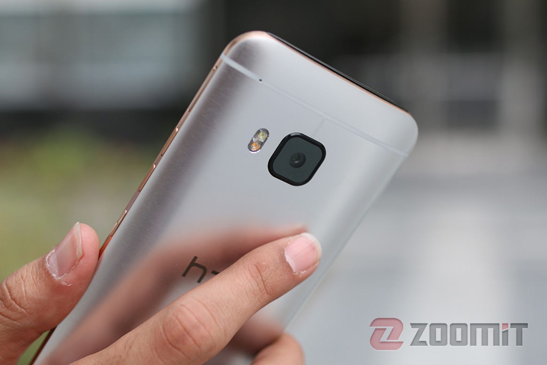 بررسی وان ام 9 (One M9) اچ تی سی