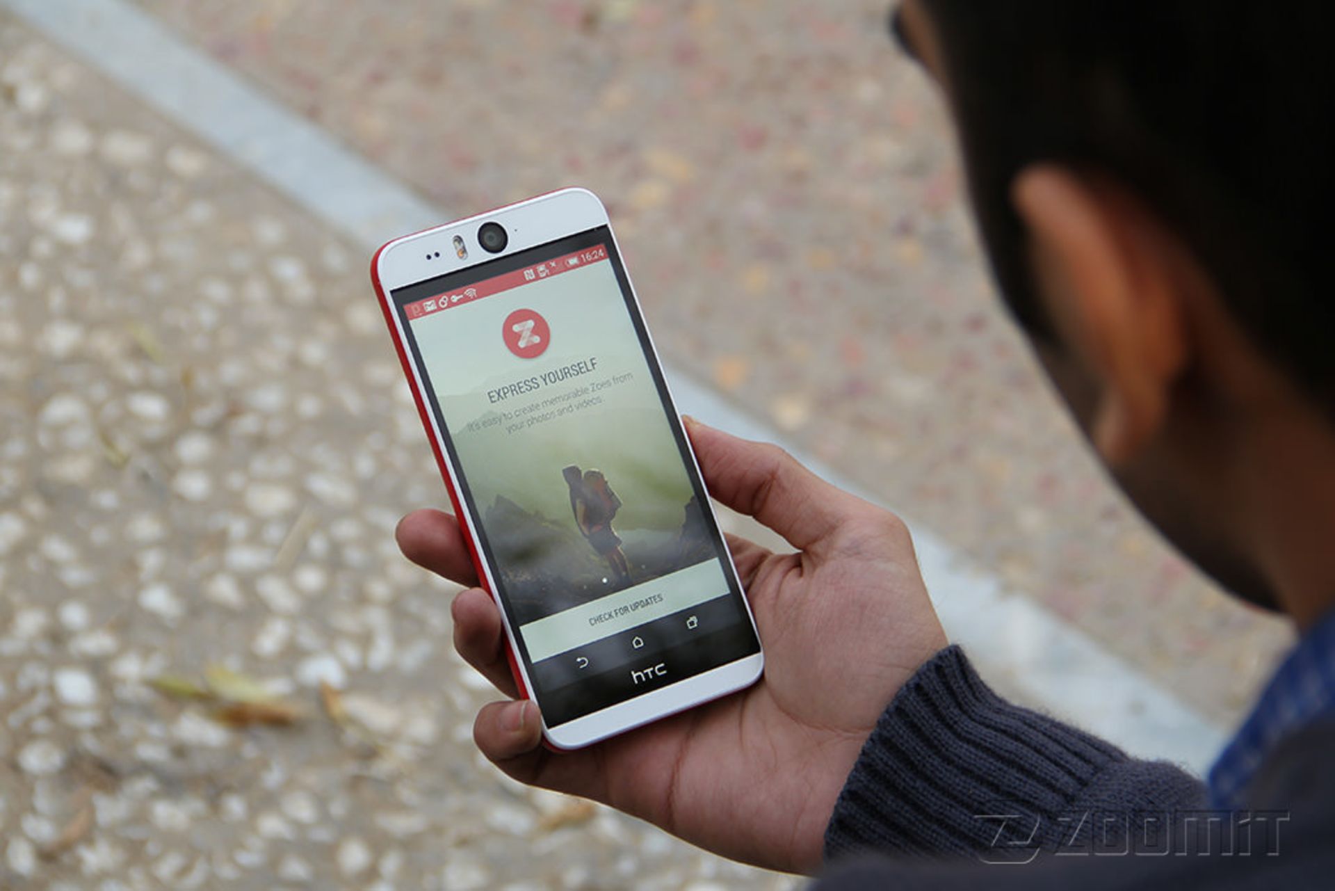 بررسی گوشی دیزایر آی اچ‌تی‌سی (HTC Desire EYE)