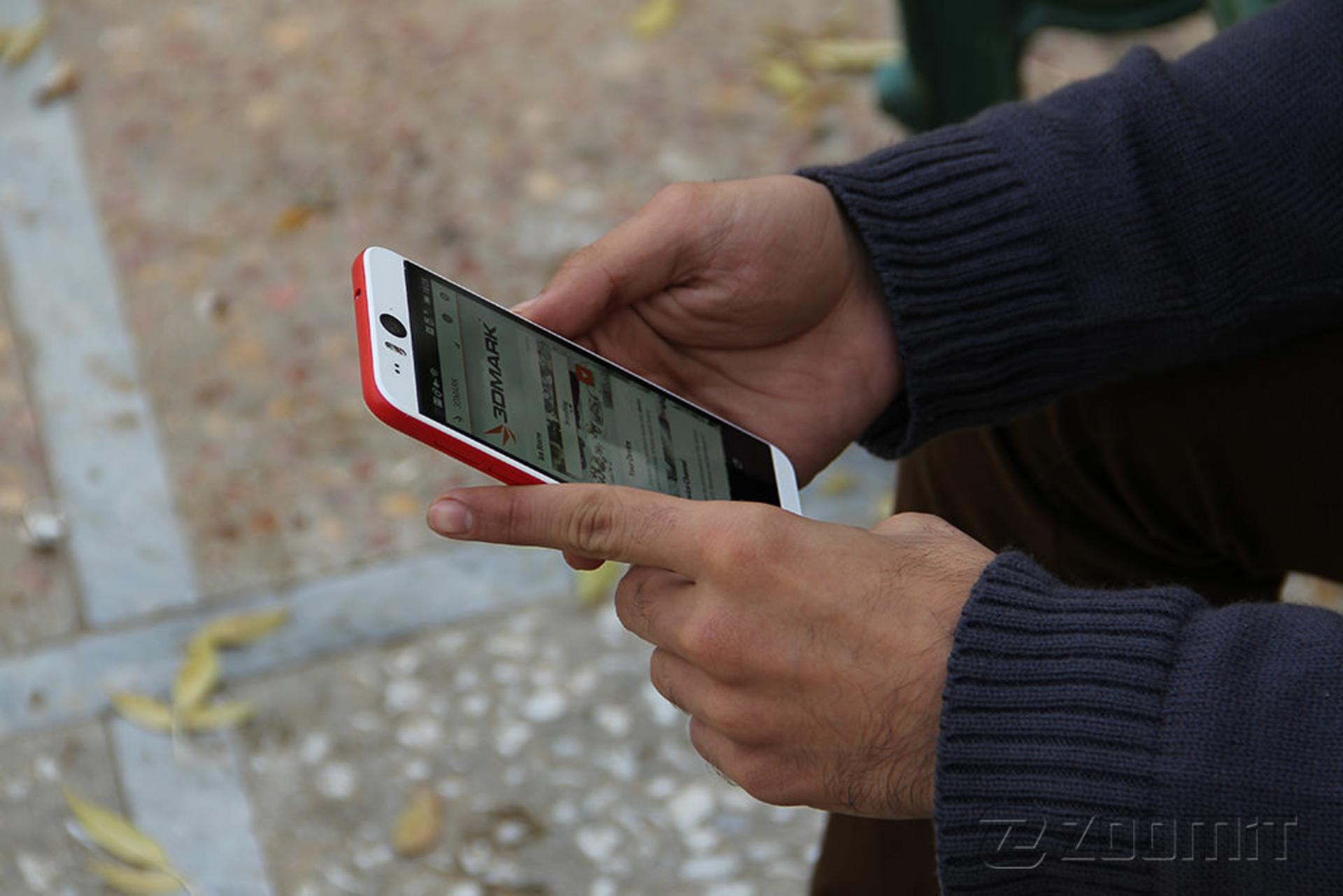 بررسی گوشی دیزایر آی اچ‌تی‌سی (HTC Desire EYE)