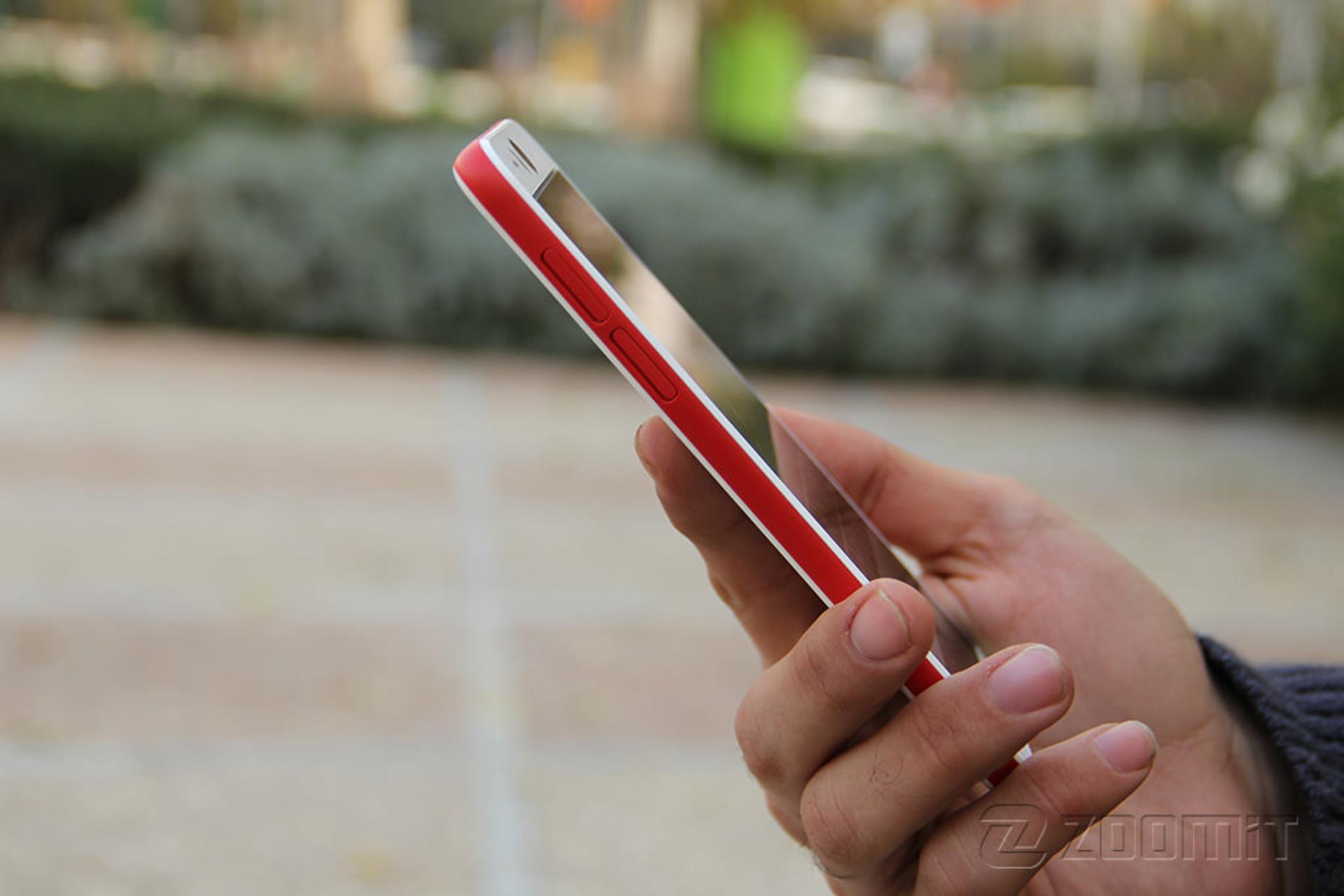 بررسی گوشی دیزایر آی اچ‌تی‌سی (HTC Desire EYE)