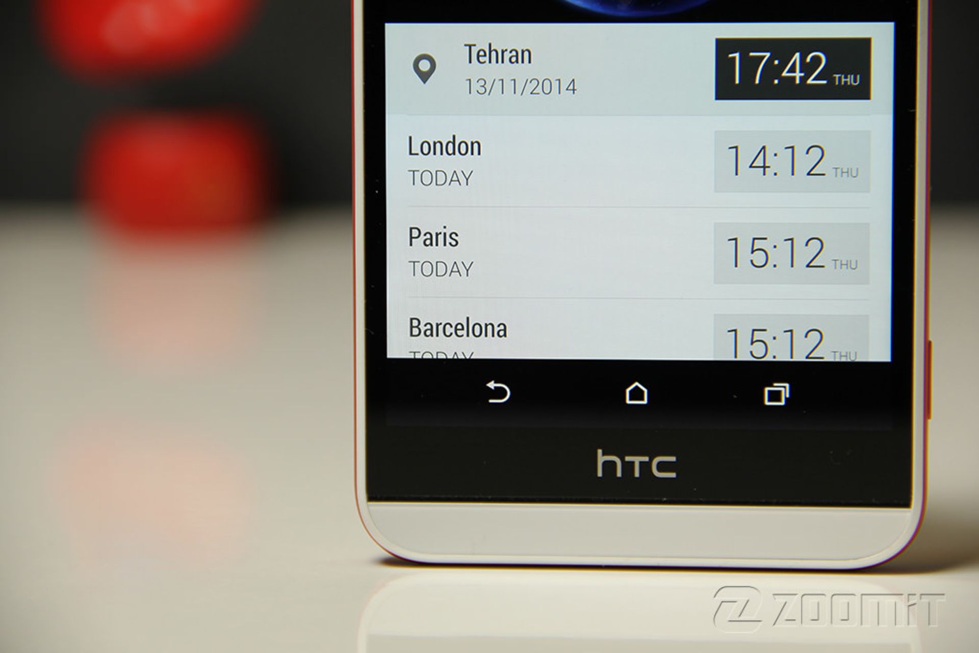 بررسی گوشی دیزایر آی اچ‌تی‌سی (HTC Desire EYE)