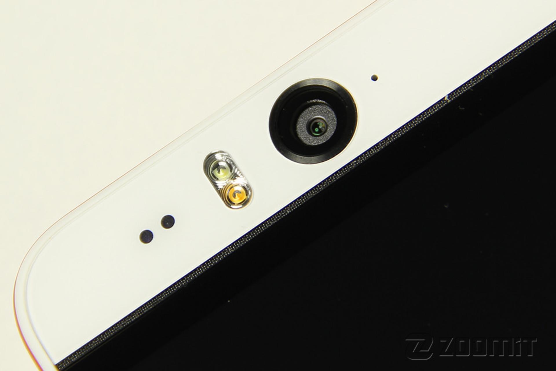 بررسی گوشی دیزایر آی اچ‌تی‌سی (HTC Desire EYE)