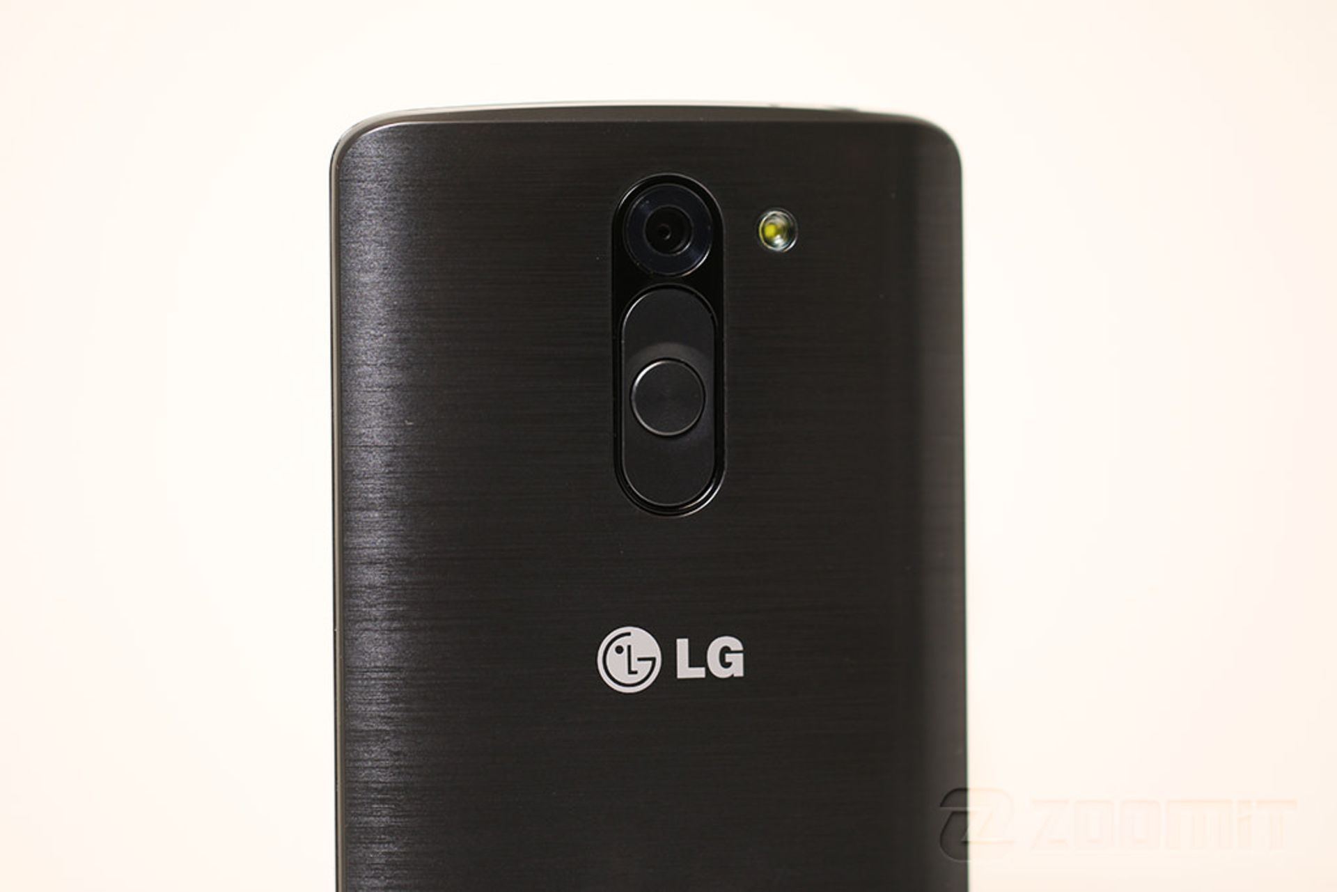 بررسی گوشی دو سیم‌کارت ال‌جی ال بلو (LG L Bello Dual Sim)