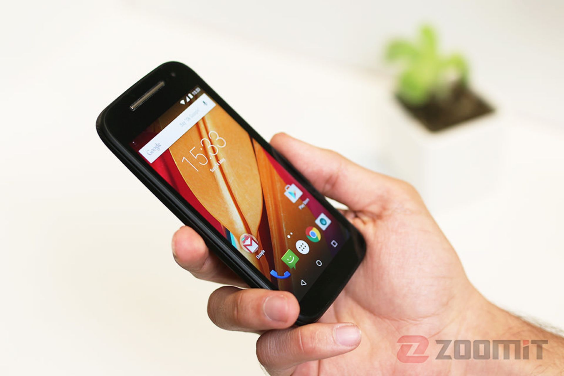 بررسی موتو E نسل دوم موتورولا (Moto E 2015)