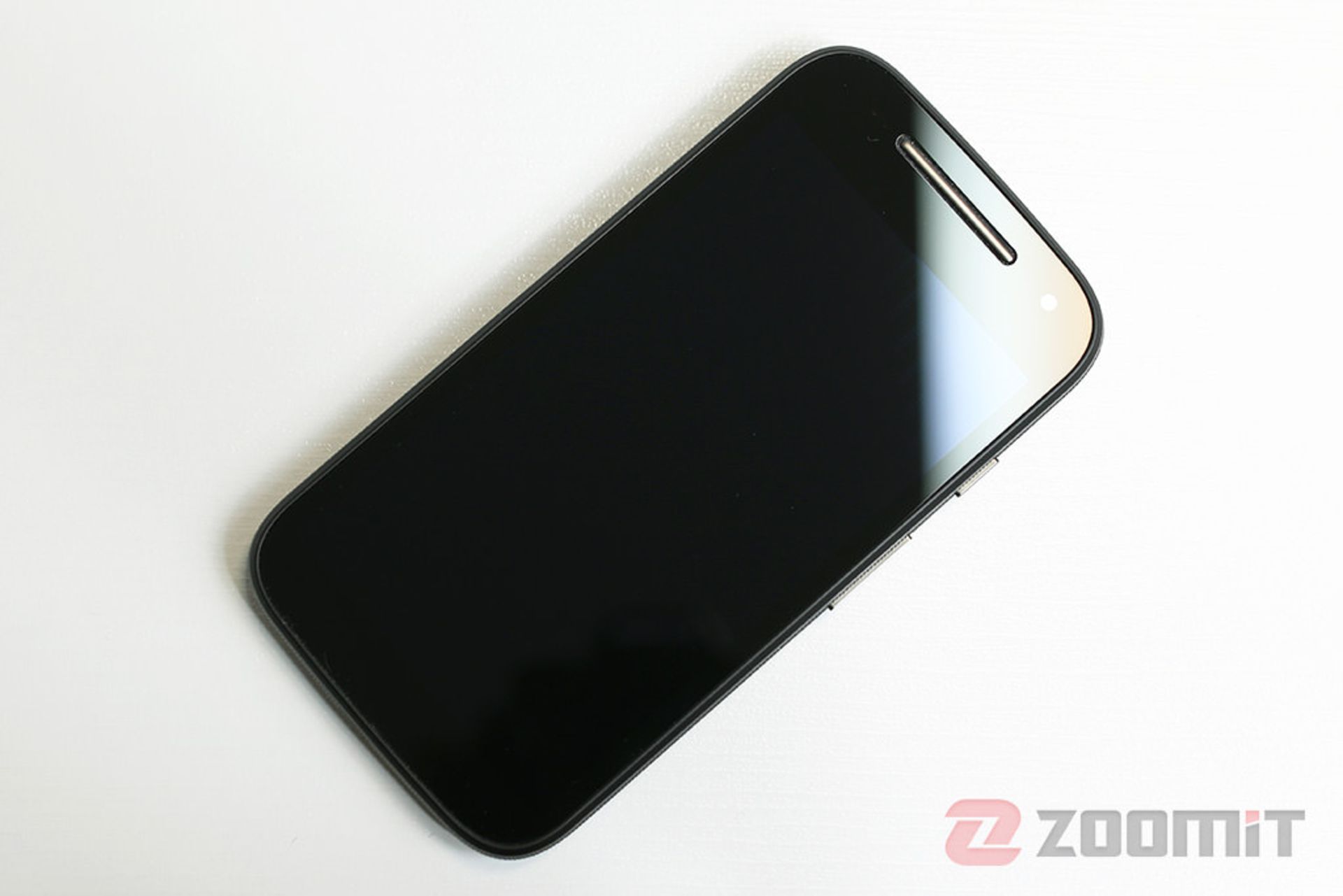 بررسی موتو E نسل دوم موتورولا (Moto E 2015)