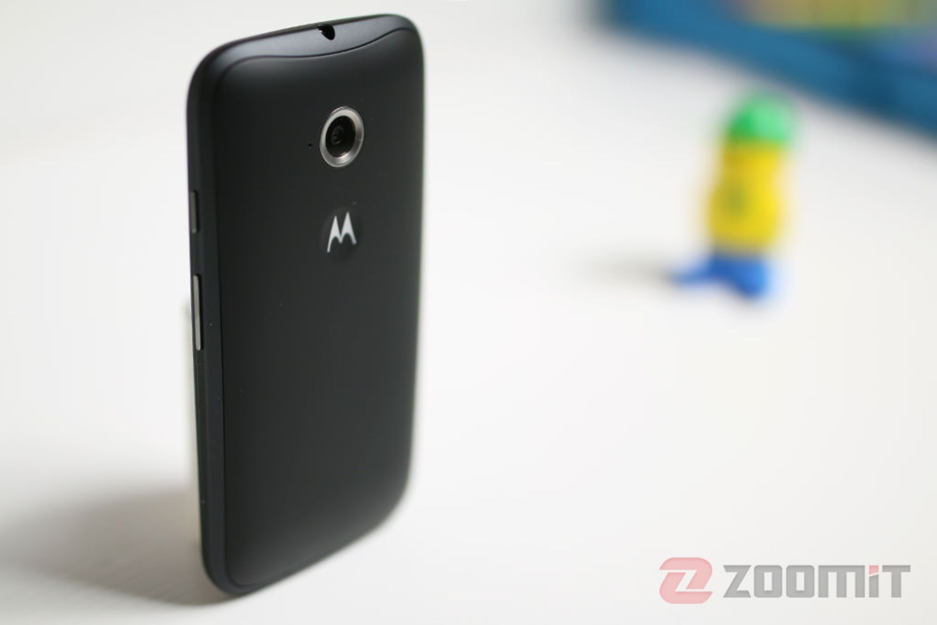 بررسی موتو E نسل دوم موتورولا (Moto E 2015)