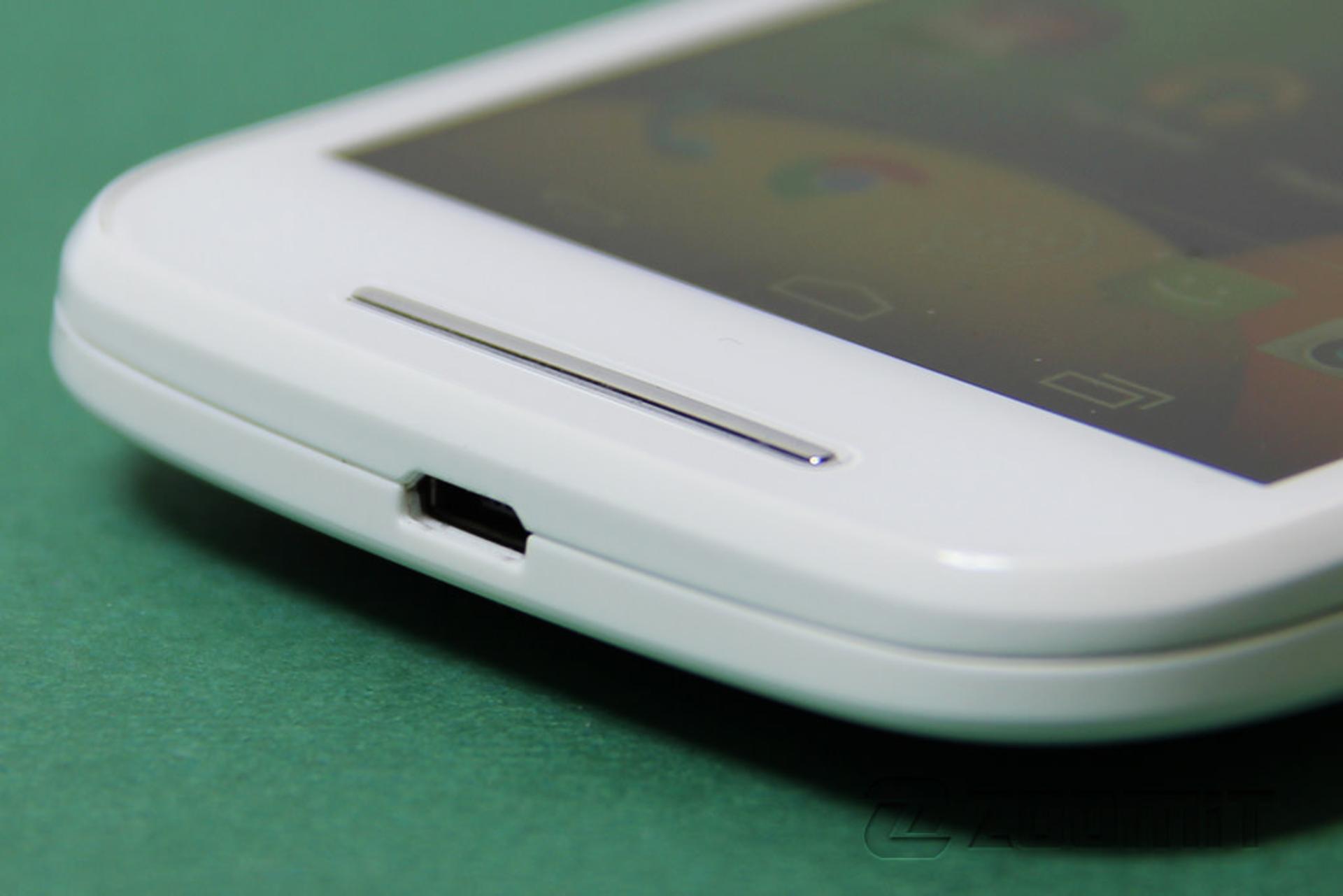 بررسی گوشی هوشمند Moto E موتورولا
