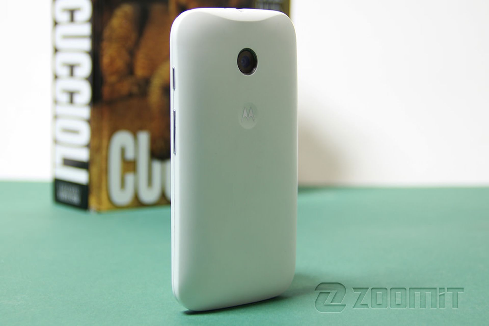 بررسی گوشی هوشمند Moto E موتورولا