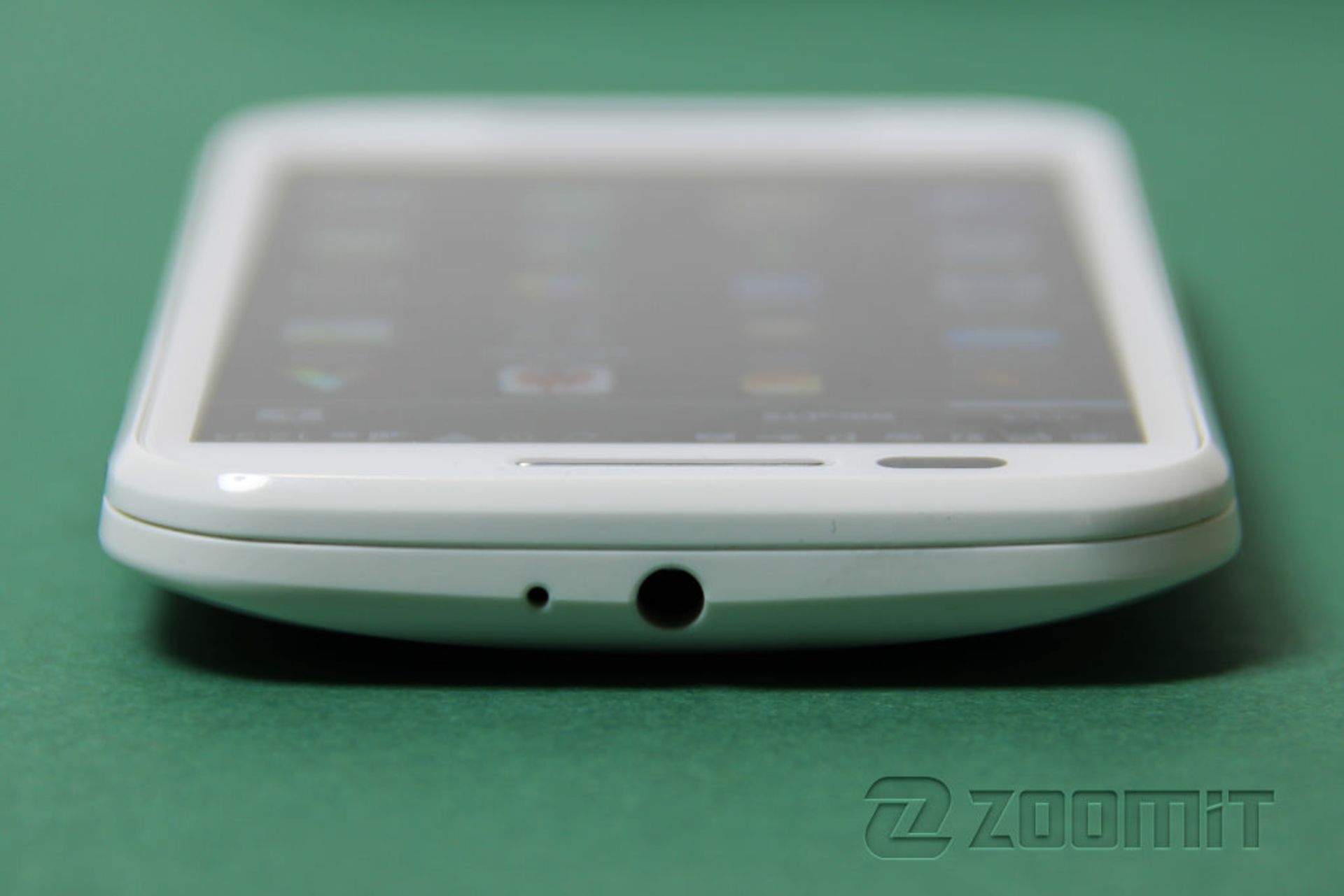 بررسی گوشی هوشمند Moto E موتورولا