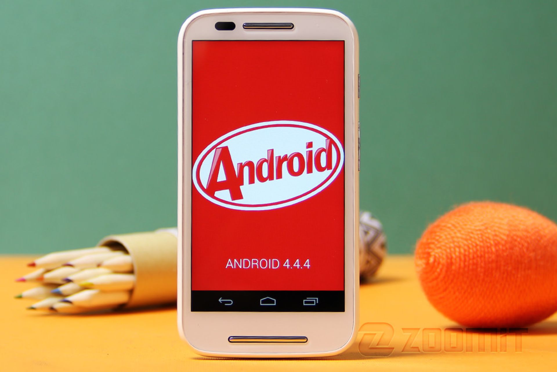 بررسی گوشی هوشمند Moto E موتورولا