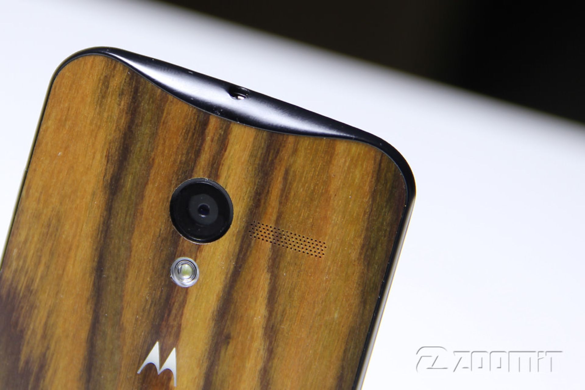 بررسی گوشی Moto X 2013 موتورولا