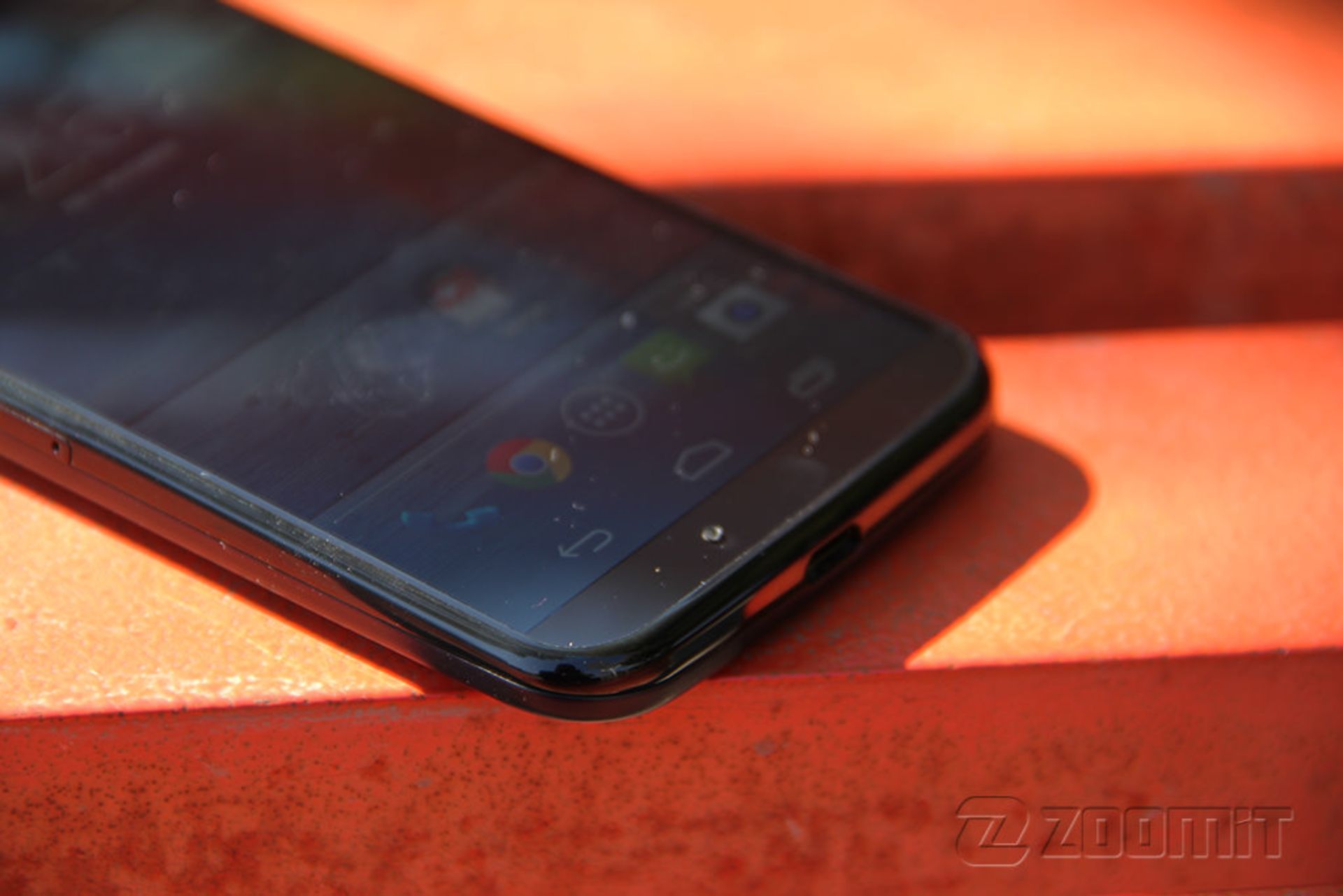 بررسی گوشی Moto X 2013 موتورولا