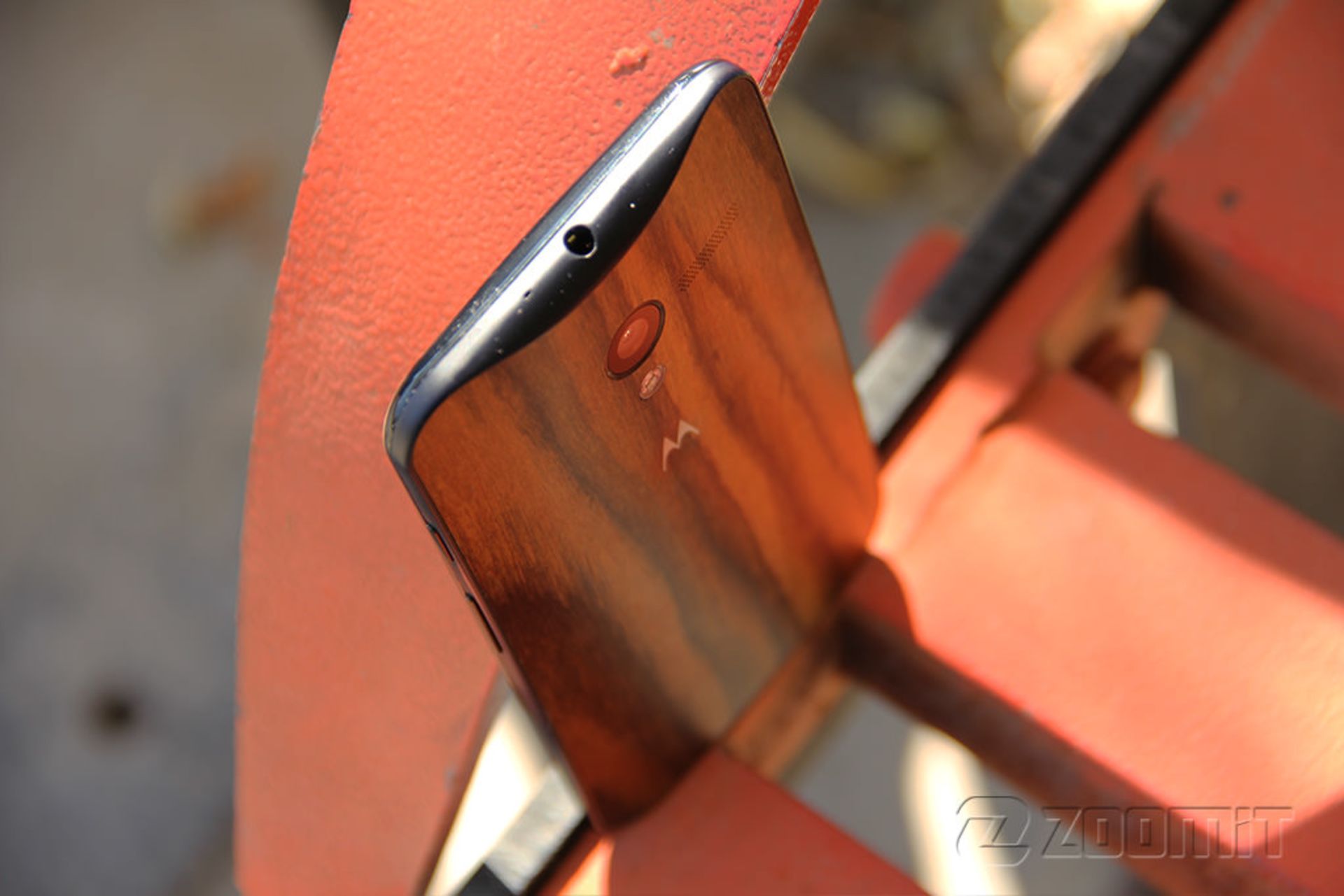 بررسی گوشی Moto X 2013 موتورولا