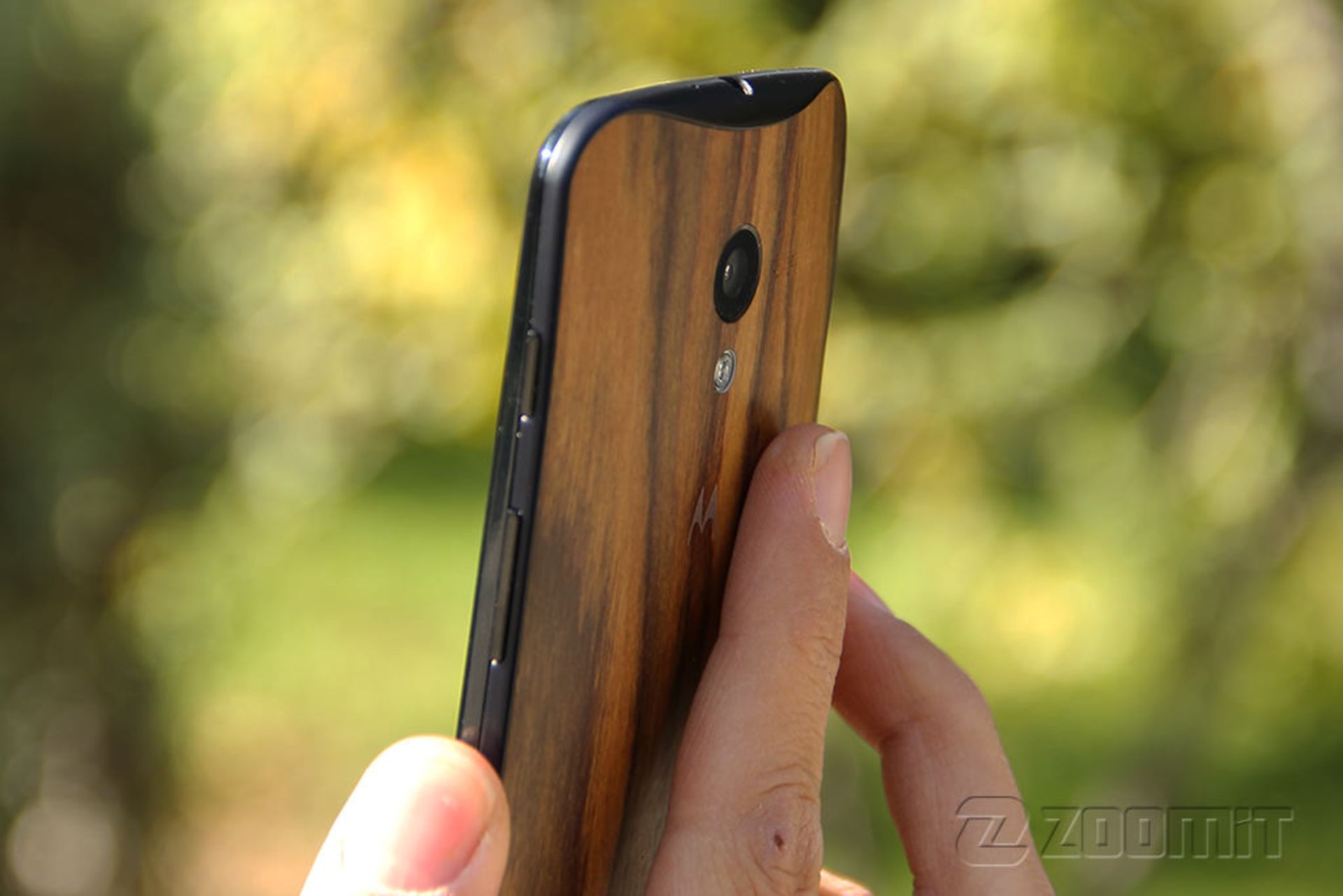 بررسی گوشی Moto X 2013 موتورولا