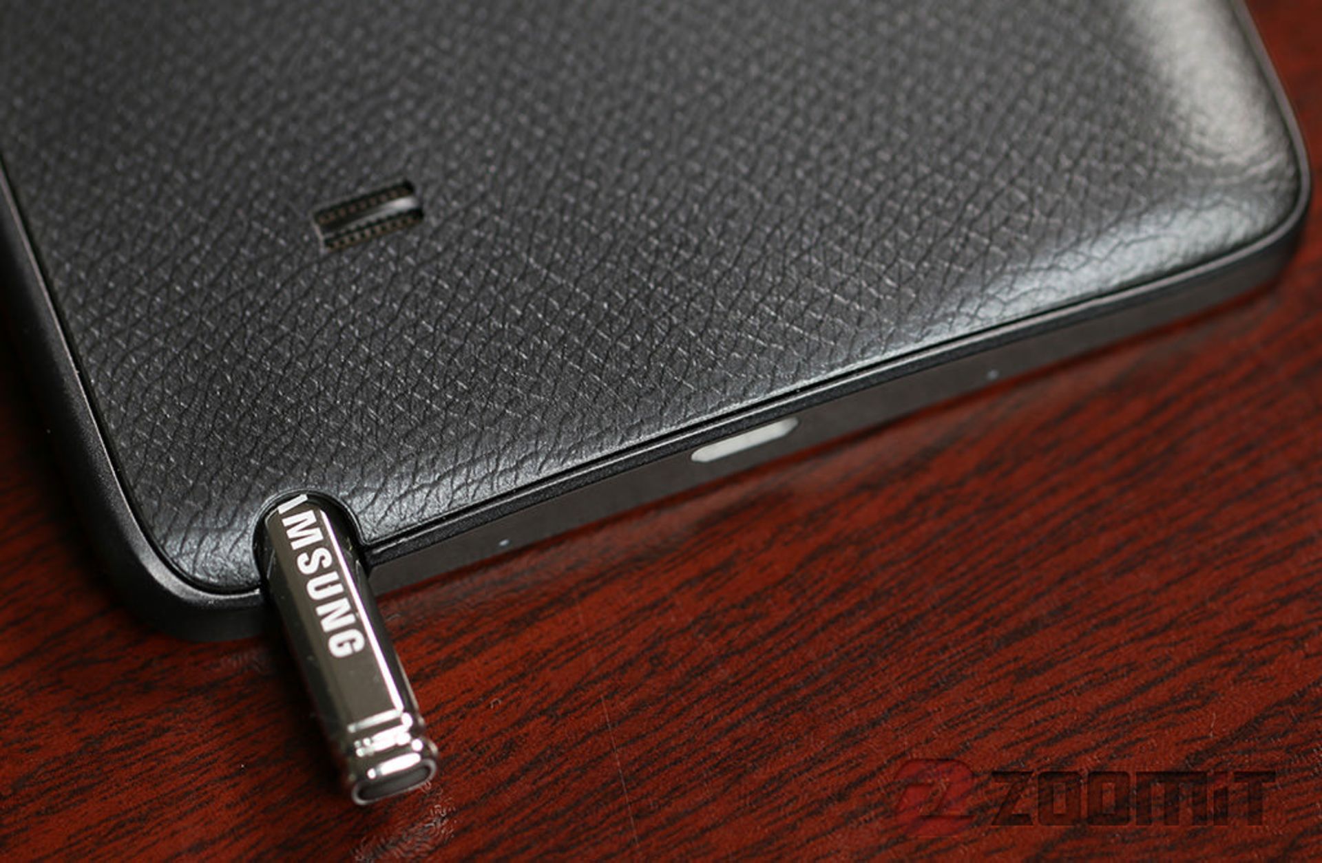 بررسی گلکسی نوت اج (Galaxy Note Edge)