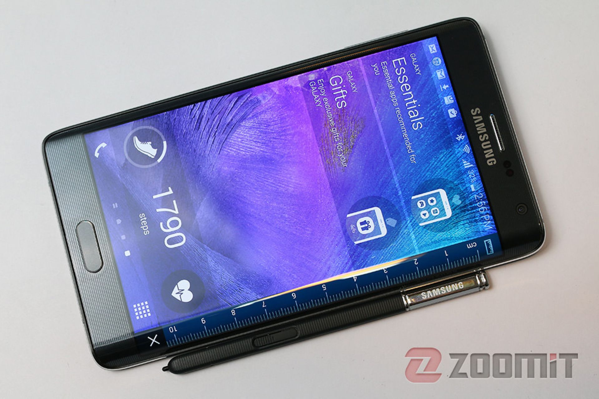 بررسی گلکسی نوت اج (Galaxy Note Edge)