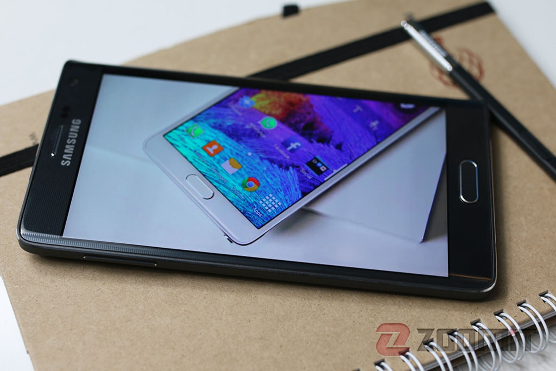 بررسی گلکسی نوت اج (Galaxy Note Edge)