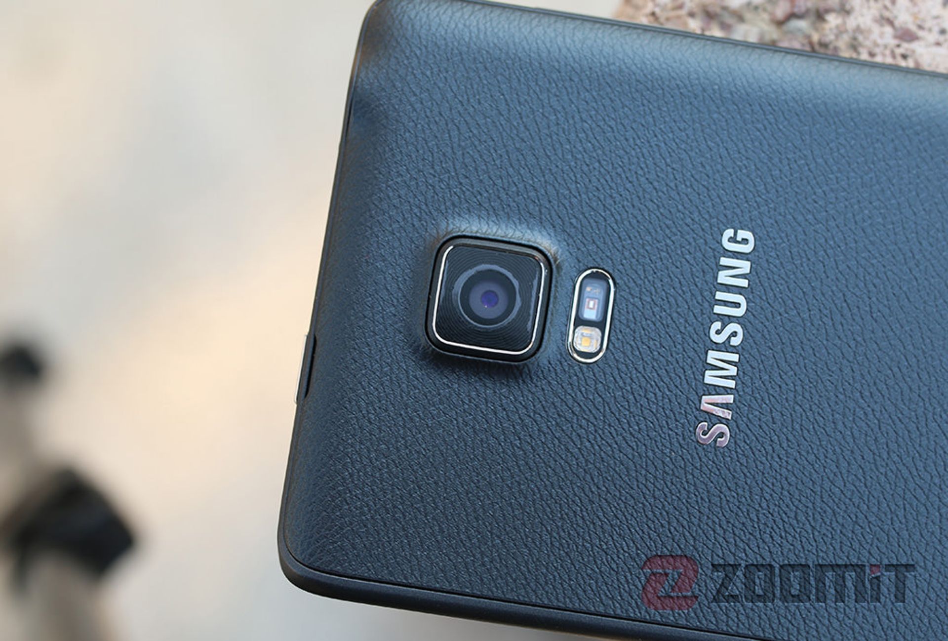 بررسی گلکسی نوت اج (Galaxy Note Edge)