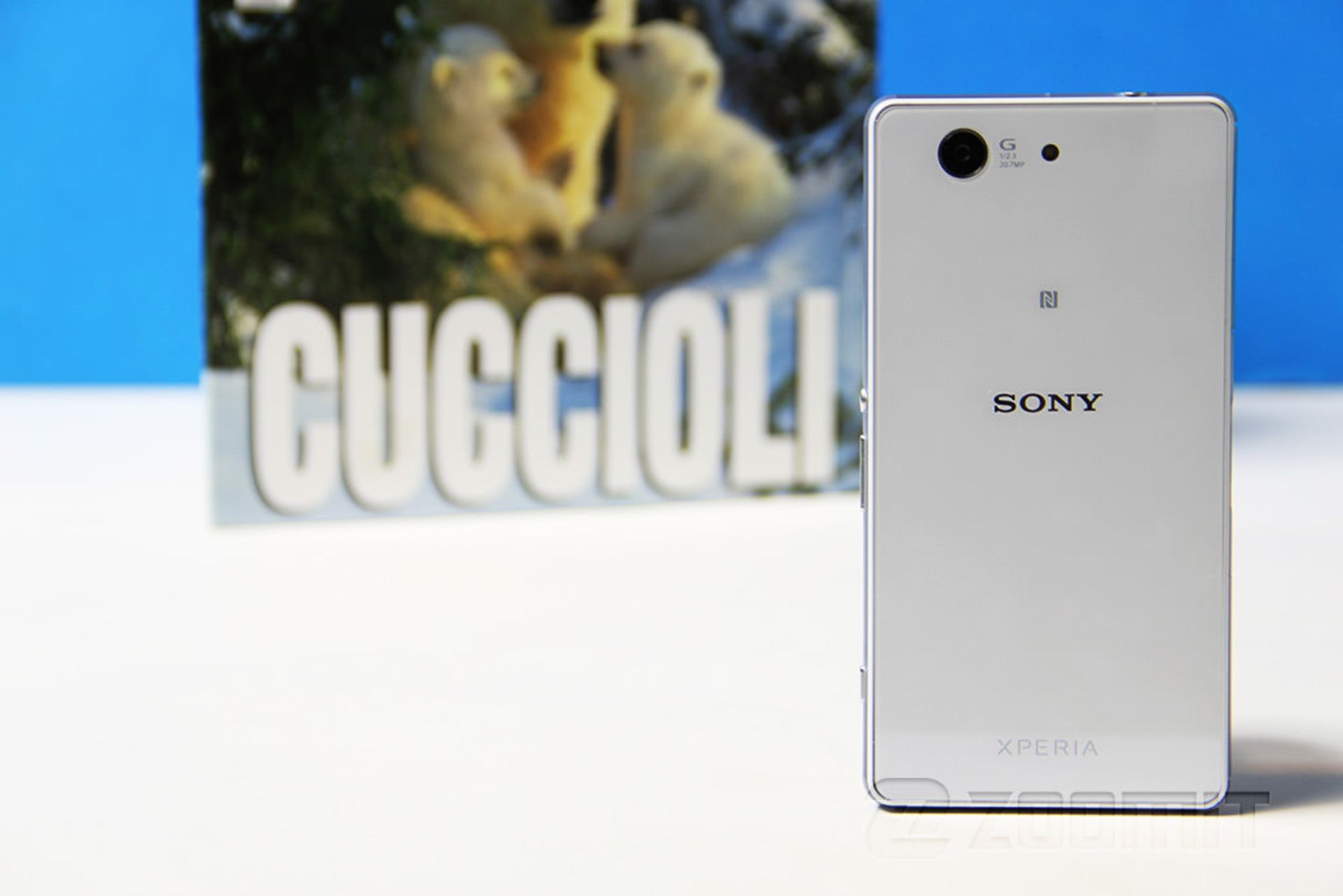 بررسی گوشی اکسپریا زد 3 کامپکت سونی