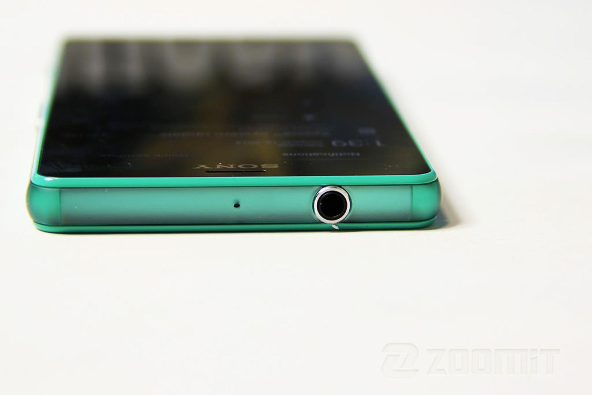 بررسی گوشی اکسپریا زد 3 کامپکت سونی