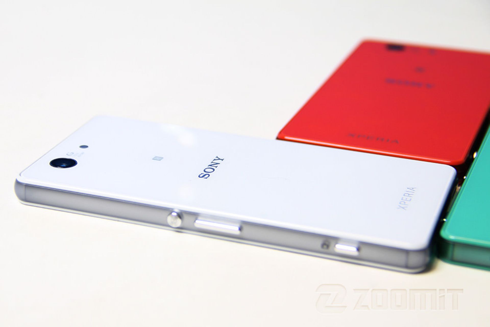 بررسی گوشی اکسپریا زد 3 کامپکت سونی