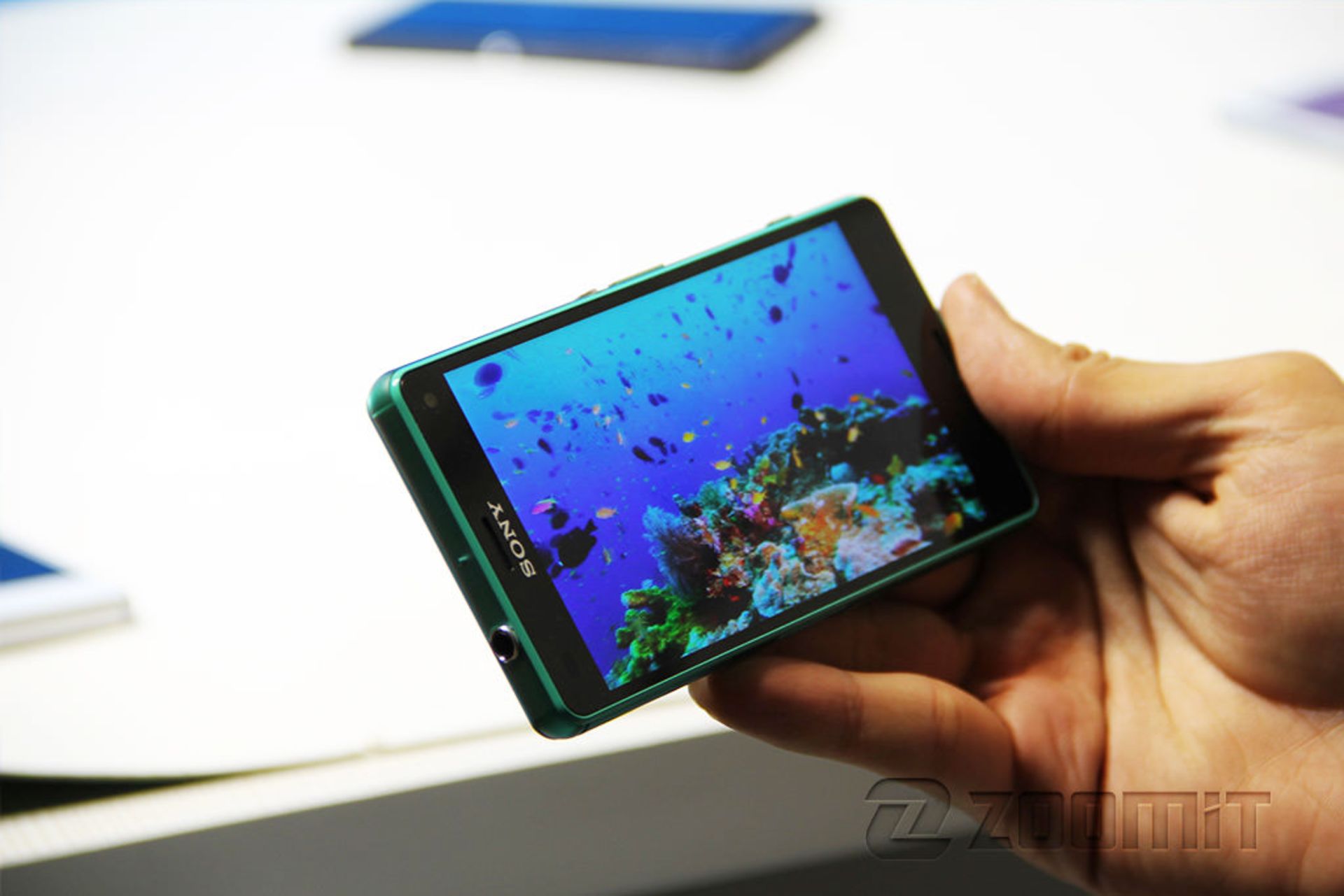 بررسی گوشی اکسپریا زد 3 کامپکت سونی