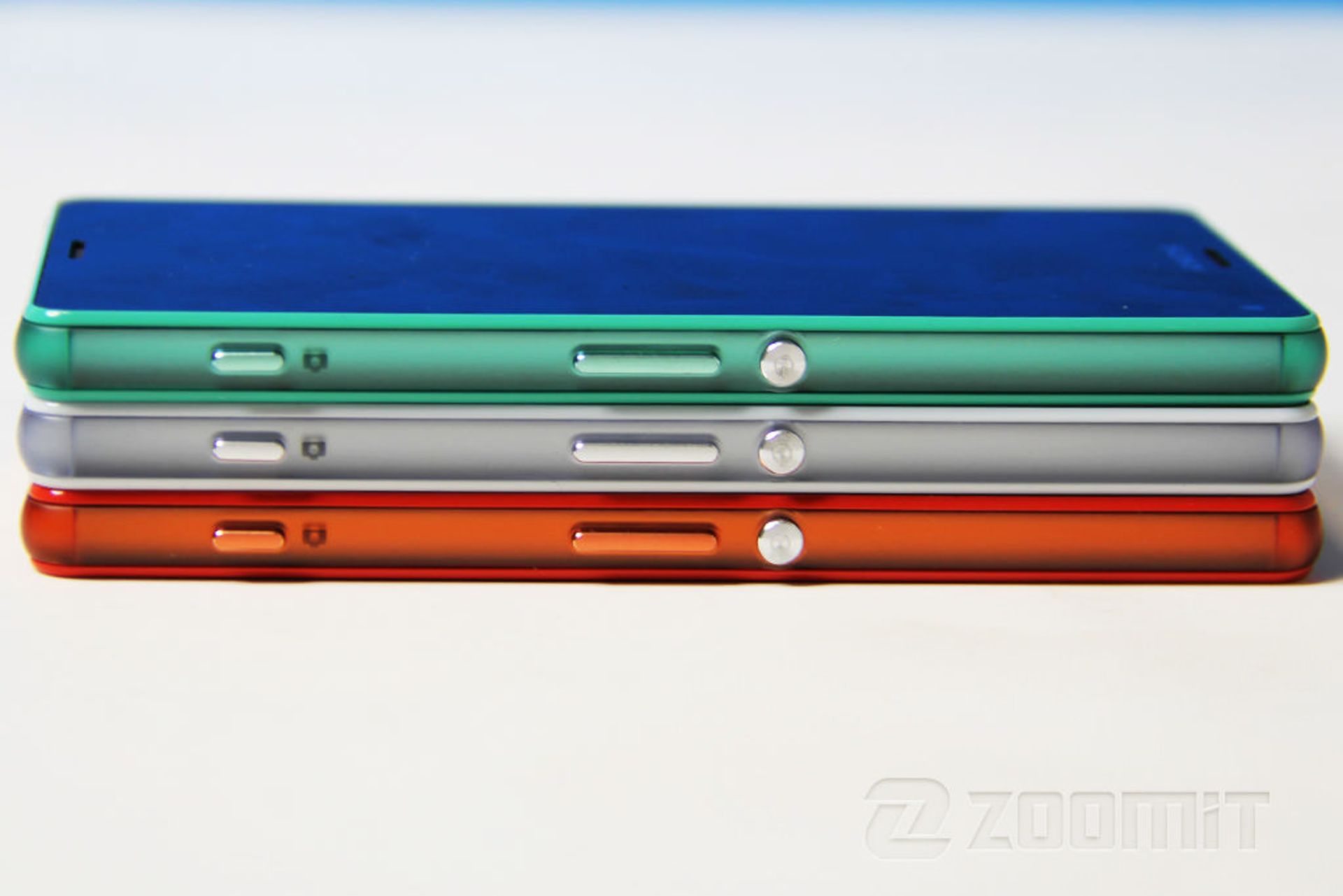 بررسی گوشی اکسپریا زد 3 کامپکت سونی