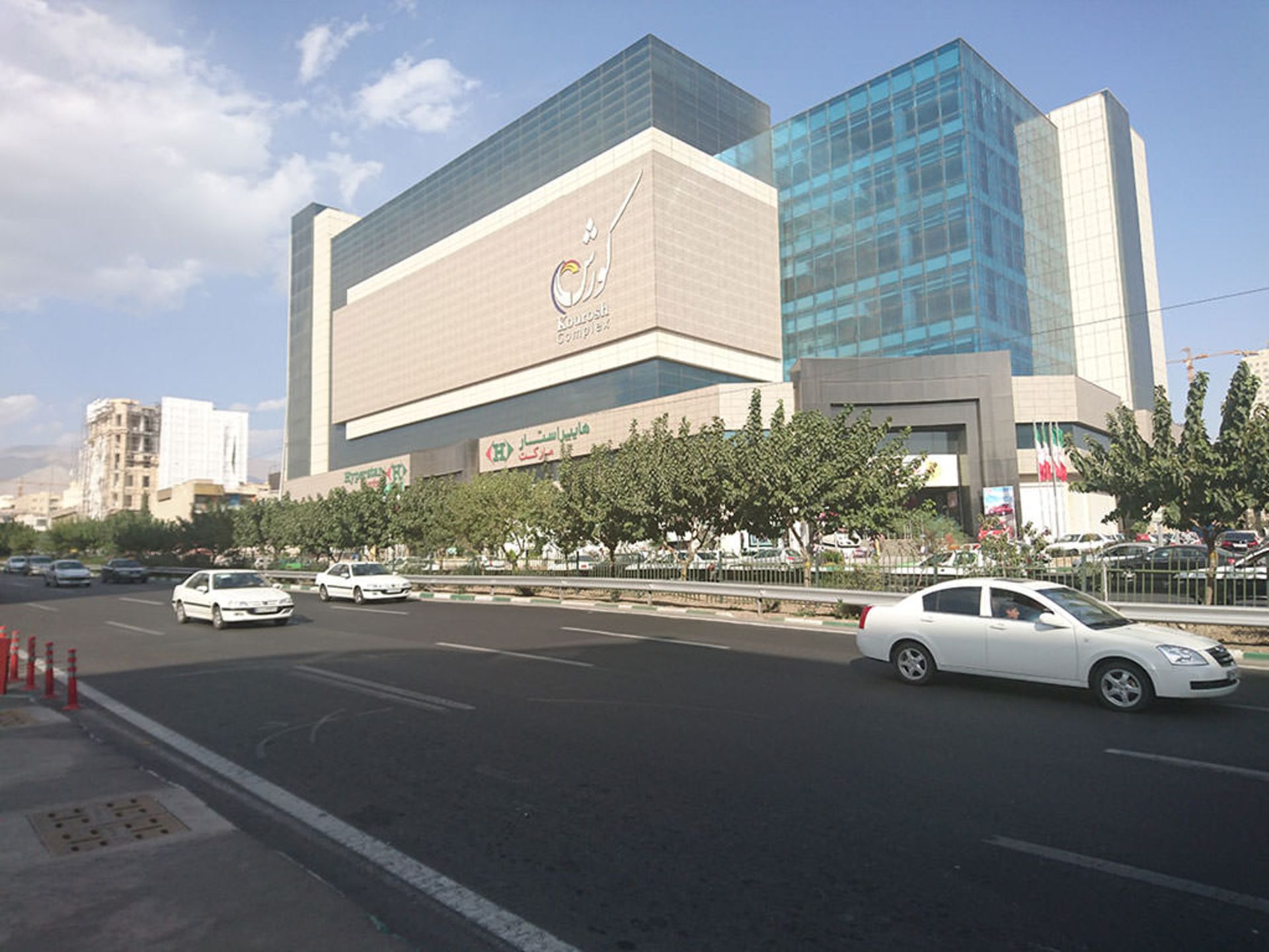 بررسی تلفن اکسپریا زد 5 کامپکت (Xperia Z5 Compact)