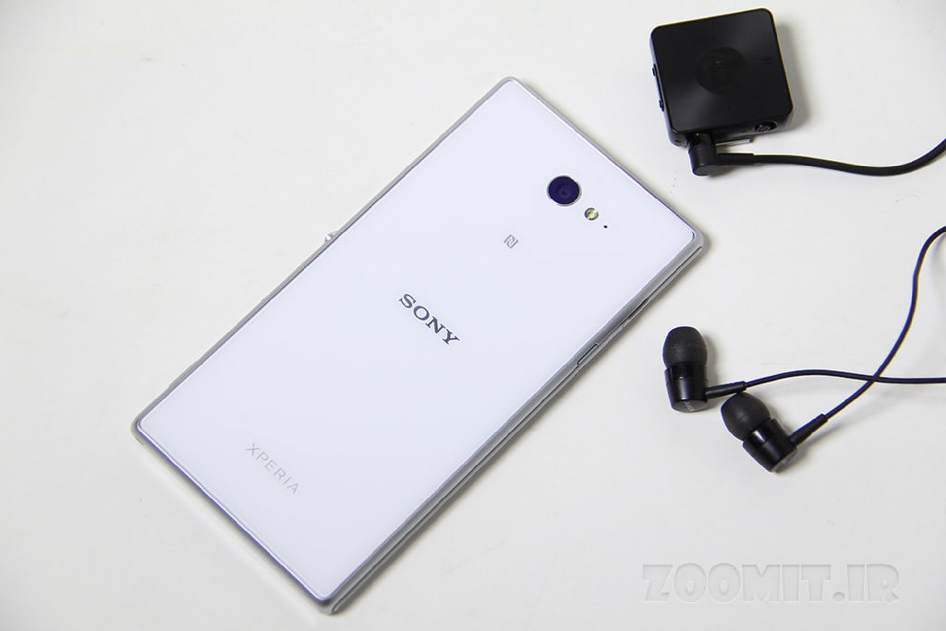 بررسی Xperia M2 Dual سونی