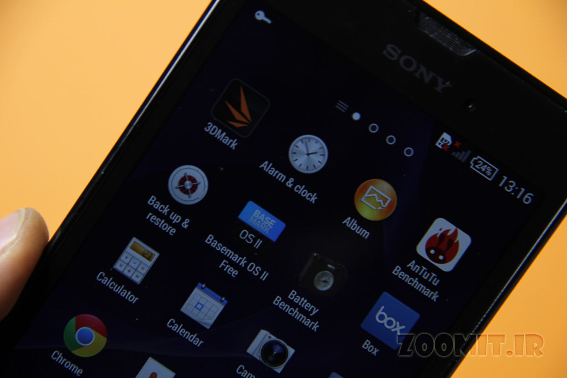 بررسی تلفن میان رده‌ی Xperia T3 سونی