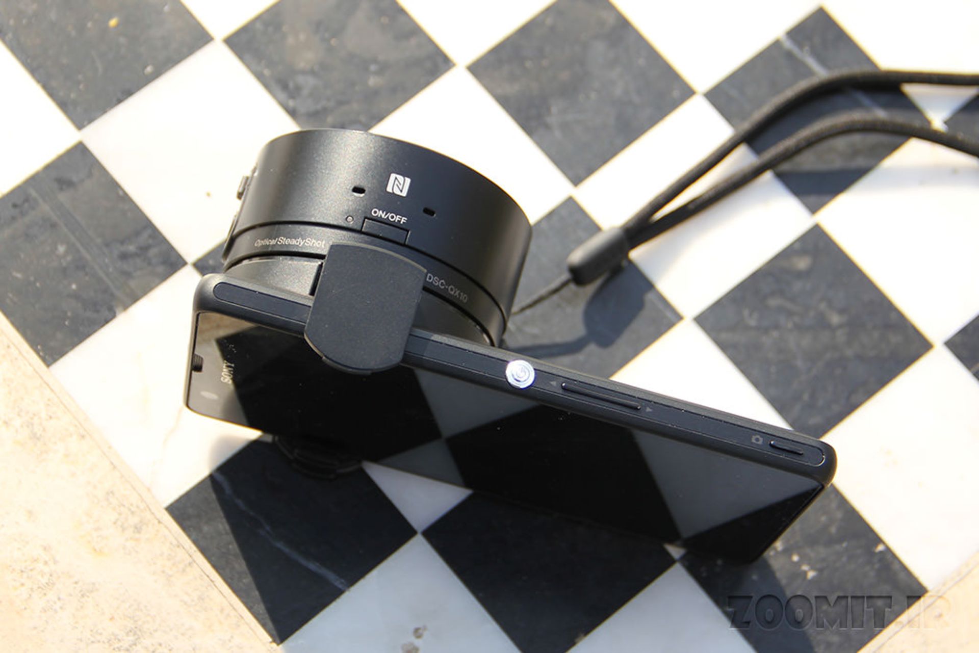 لنز بی‌سیم سونی QX100