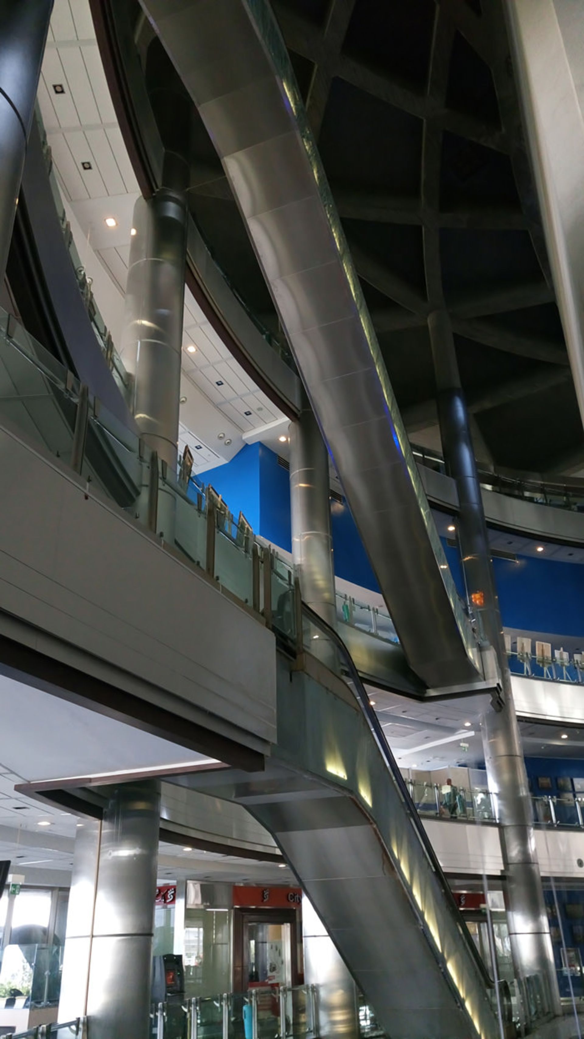 بررسی گوشی اکسپریا ام 5 سونی (Xperia M5 Dual)