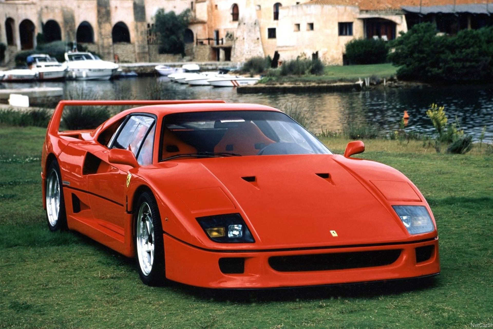 نمای سه چهارم جلو فراری F40