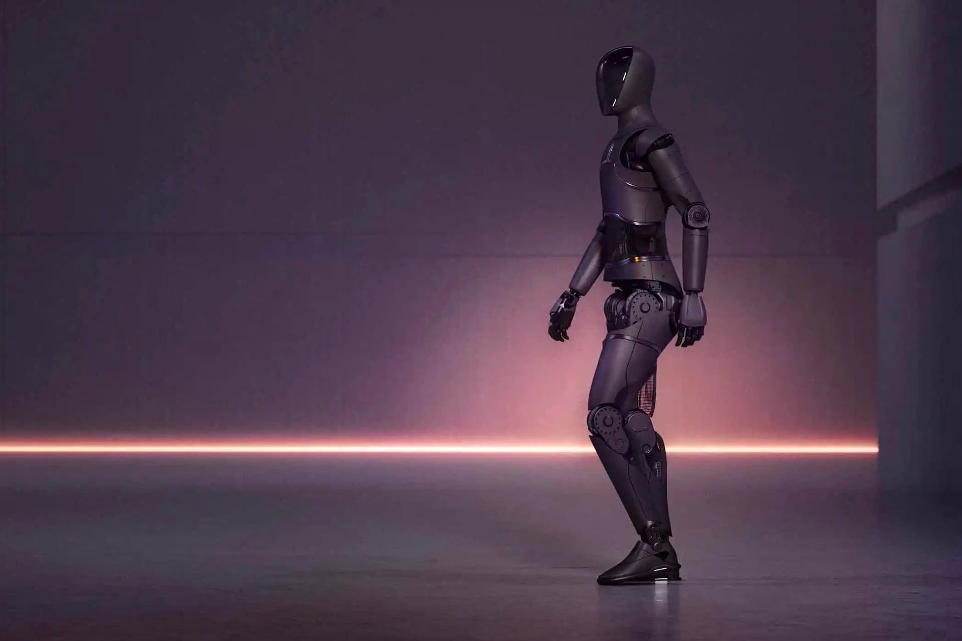 ربات انسان نما Figure 01 در حال قدم زدن