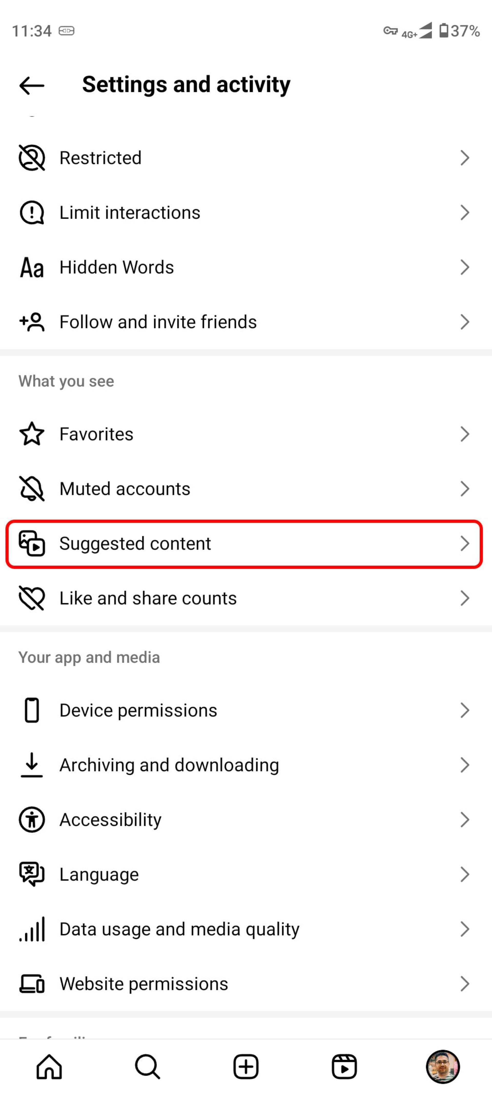  صفحه‌ Settings and activity و انتخاب گزینه Suggested content 