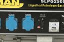 موتور برق فیرمن FIRMAN SLPG2500 نمای پنل جلو