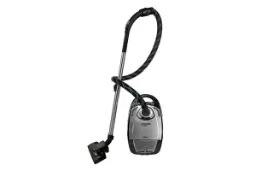 نمای جلوی جاروبرقی فیشر FVC1720