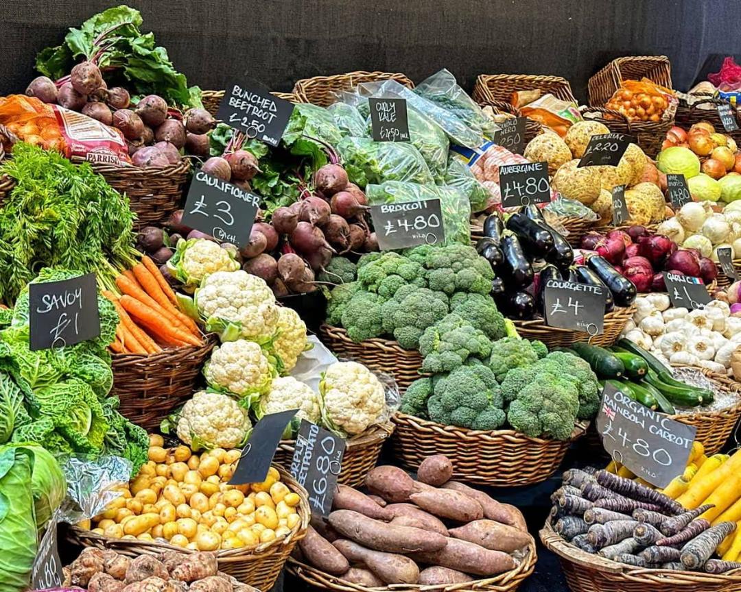 سبزیجات در فروشگاه