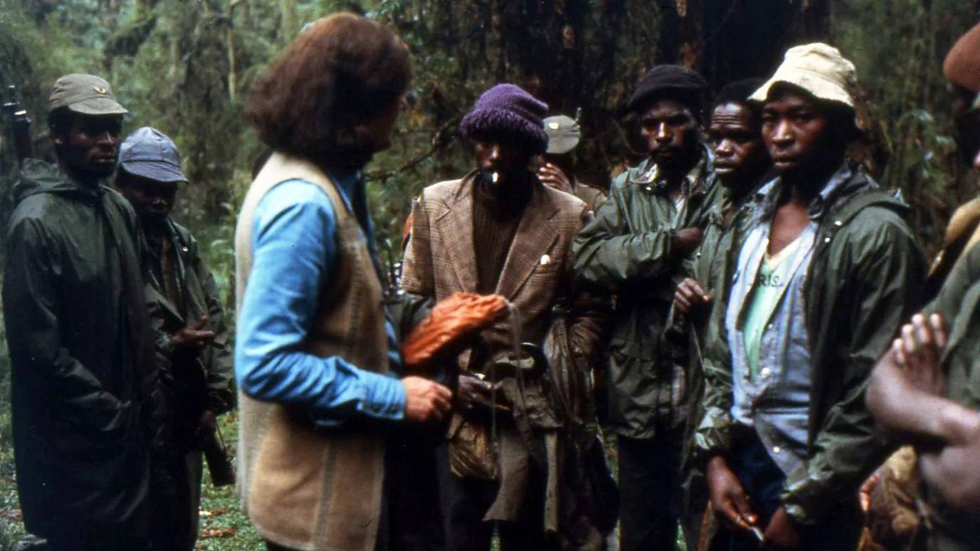 دایان فوسی و مردم بومی