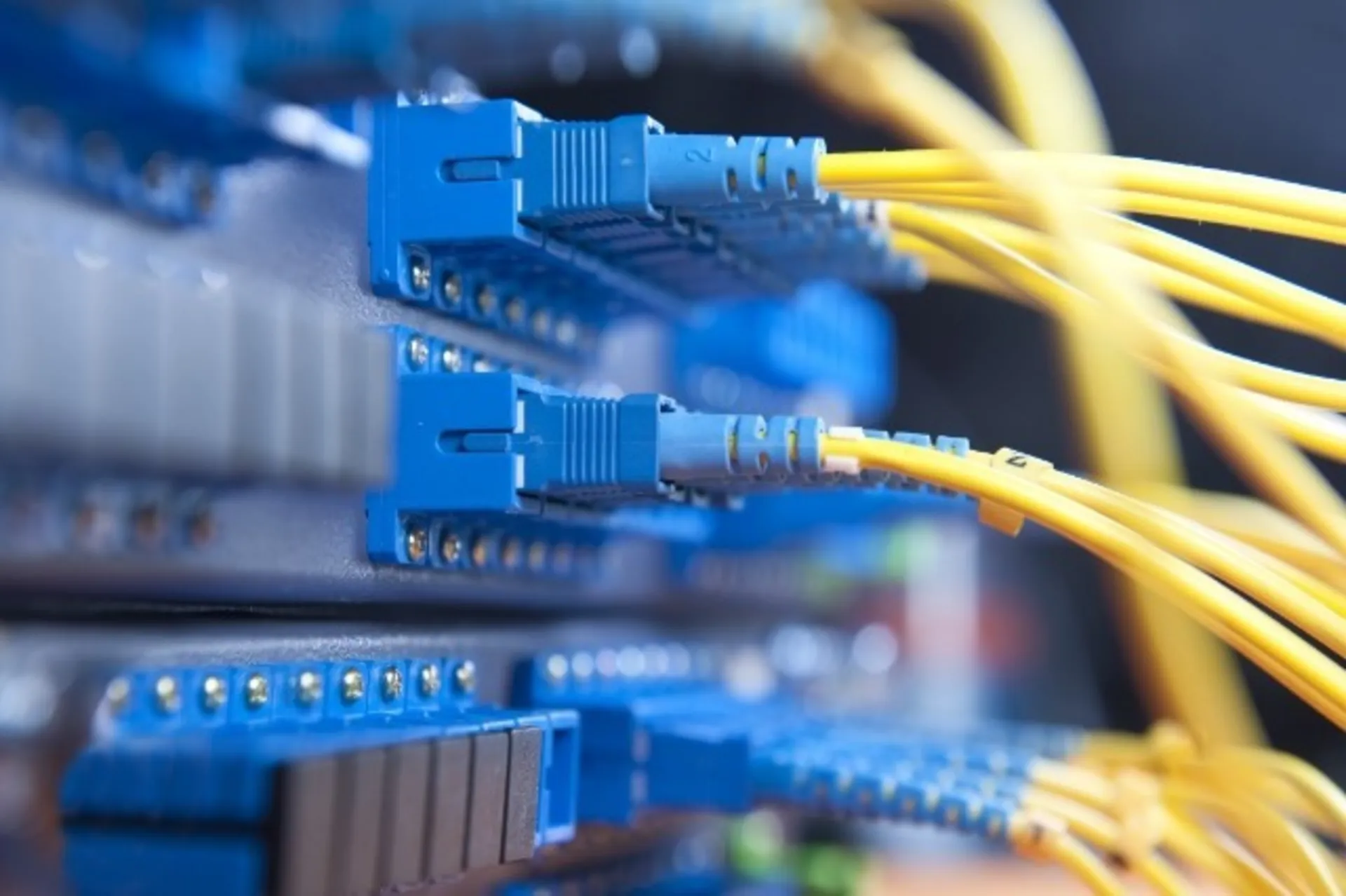 مدارک لازم برای راه‌اندازی اینترنت فیبر نوری