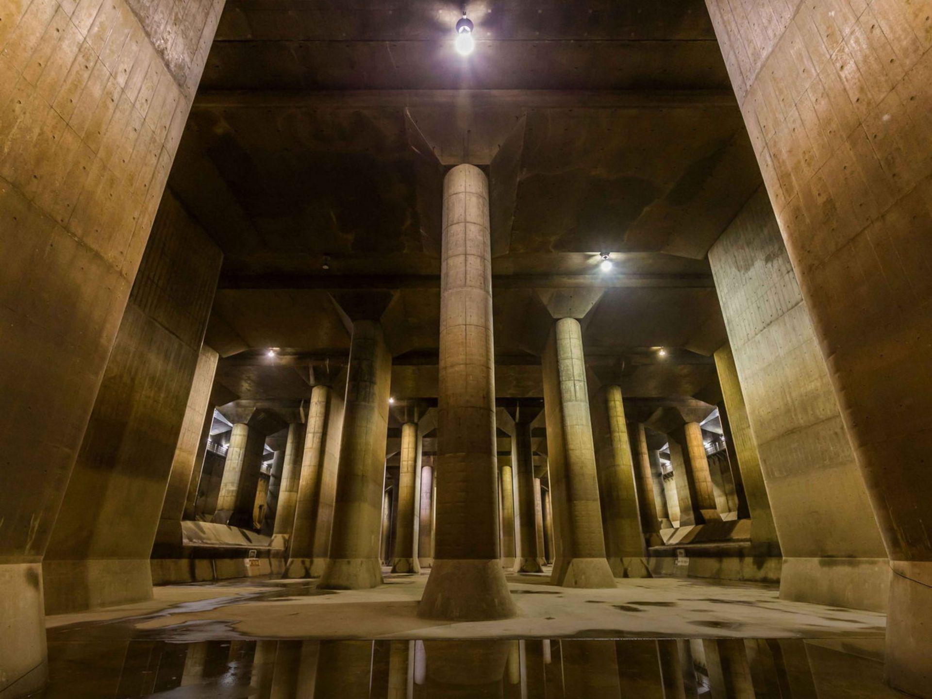 تونل مهار سیلاب G-Cans توکیو