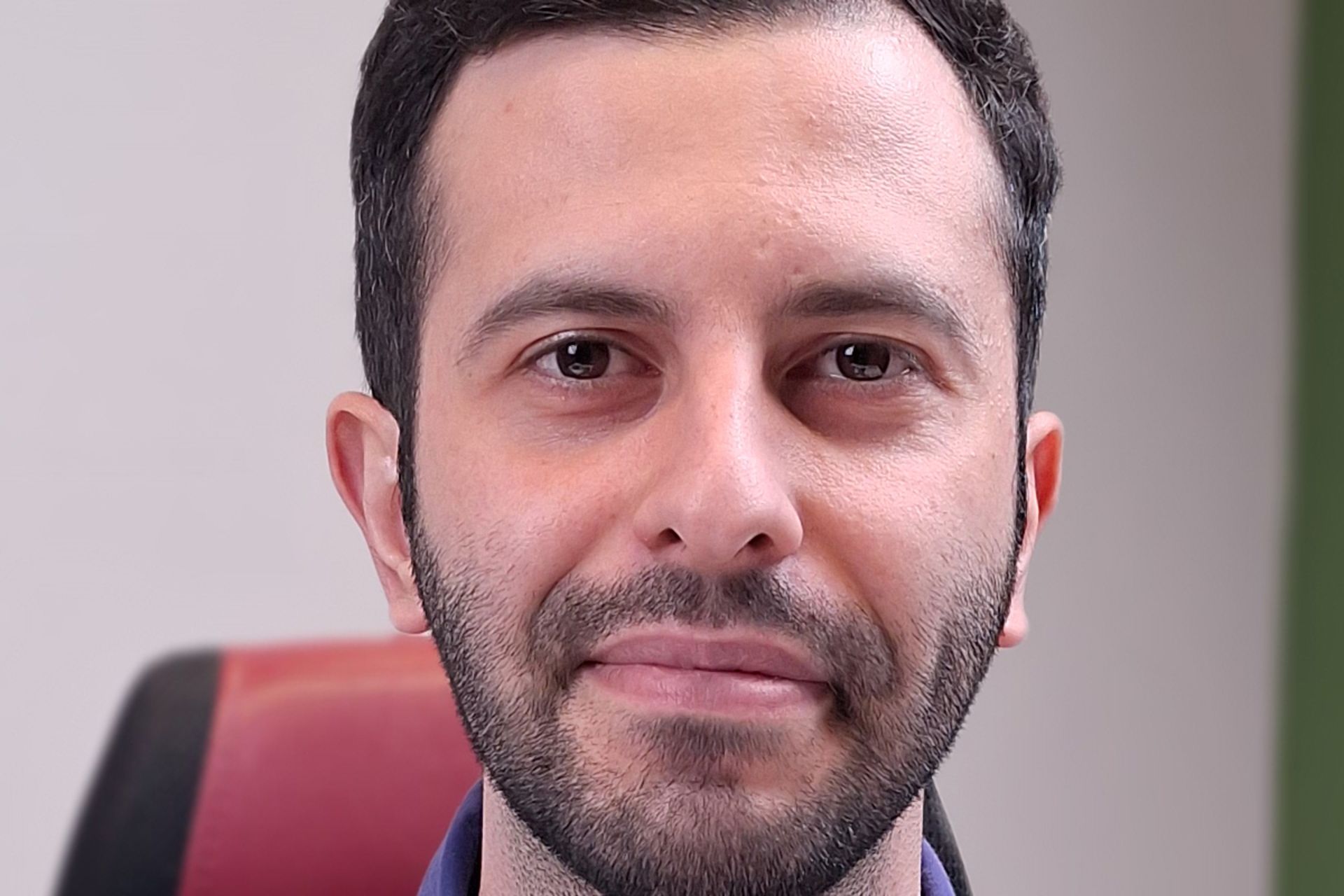 کراپ دوربین اصلی پرتره
