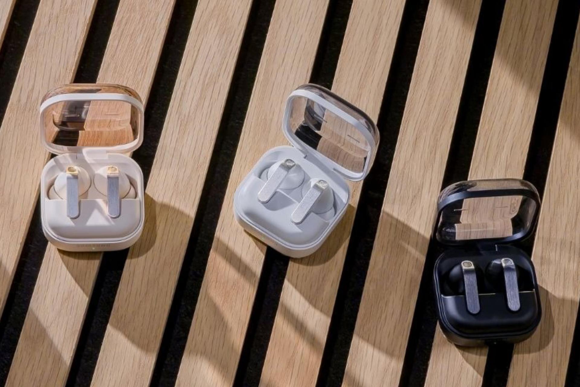 سری گلکسی بادز۴ در رنگ‌های مشکی، سفید و طلایی‌صورتی